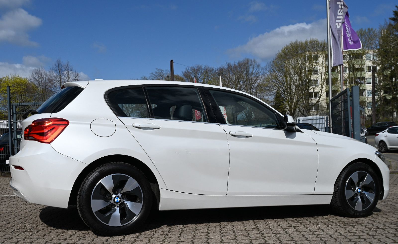 BMW 118 i Urban Line Leder Navi 1.Hd LED foto 6