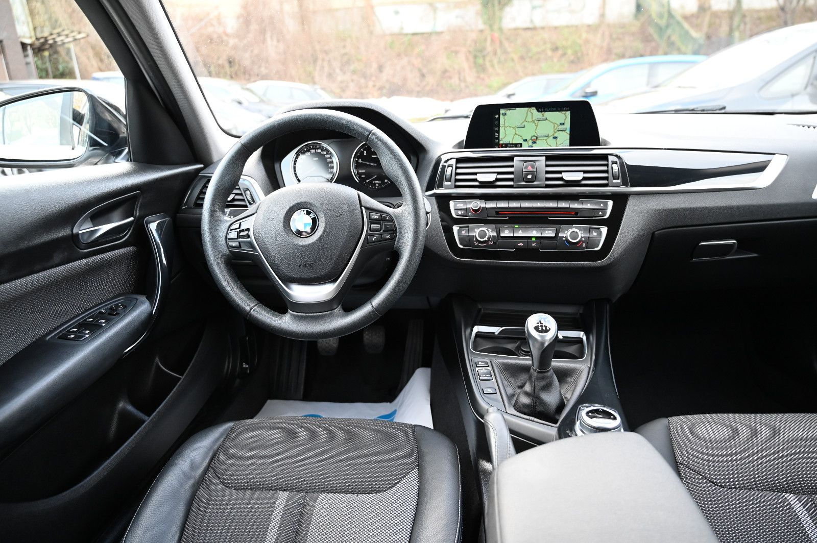 BMW 118 i Urban Line Leder Navi 1.Hd LED foto 9