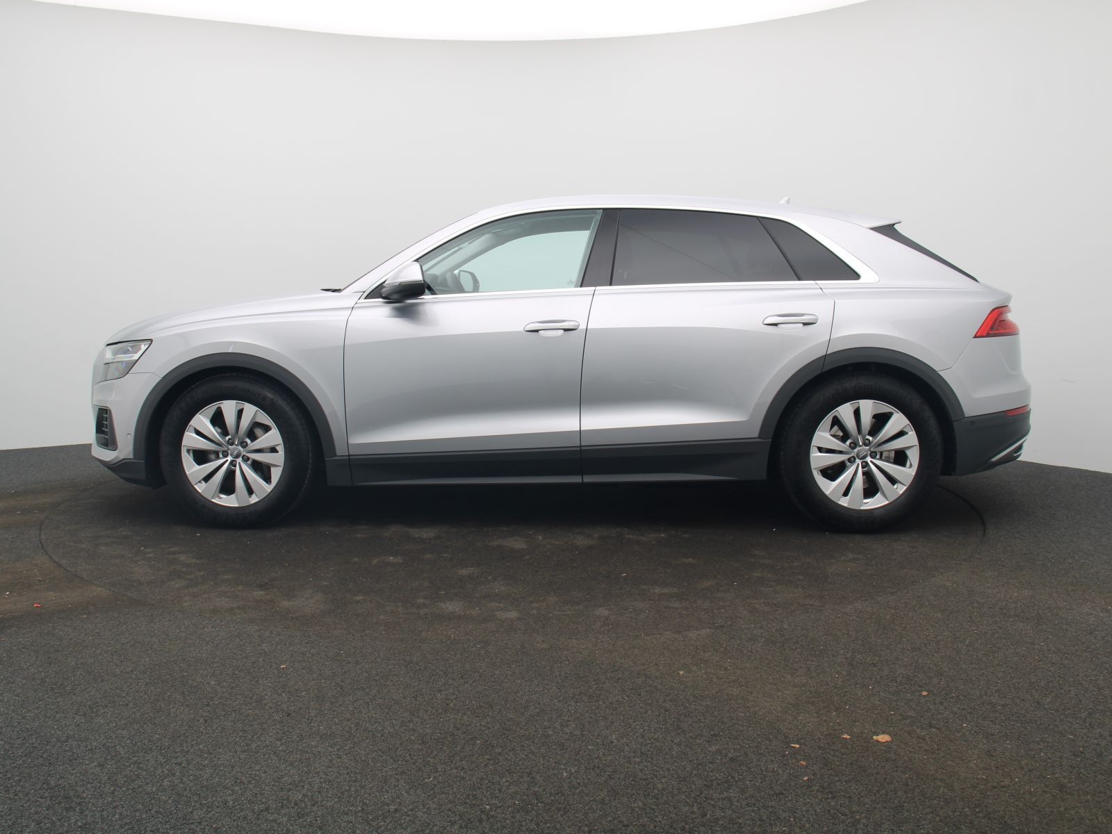 Audi Q8 55 TFSI quattro / MMI-Navi+, Air, LED, AHK foto 4