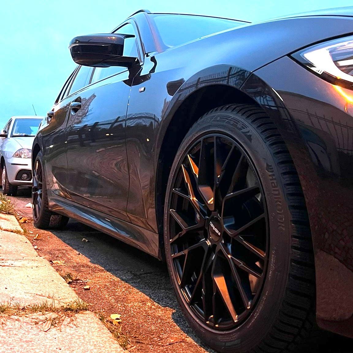 BMW 330d xDrive Touring Model 2020 M-Paket foto 7