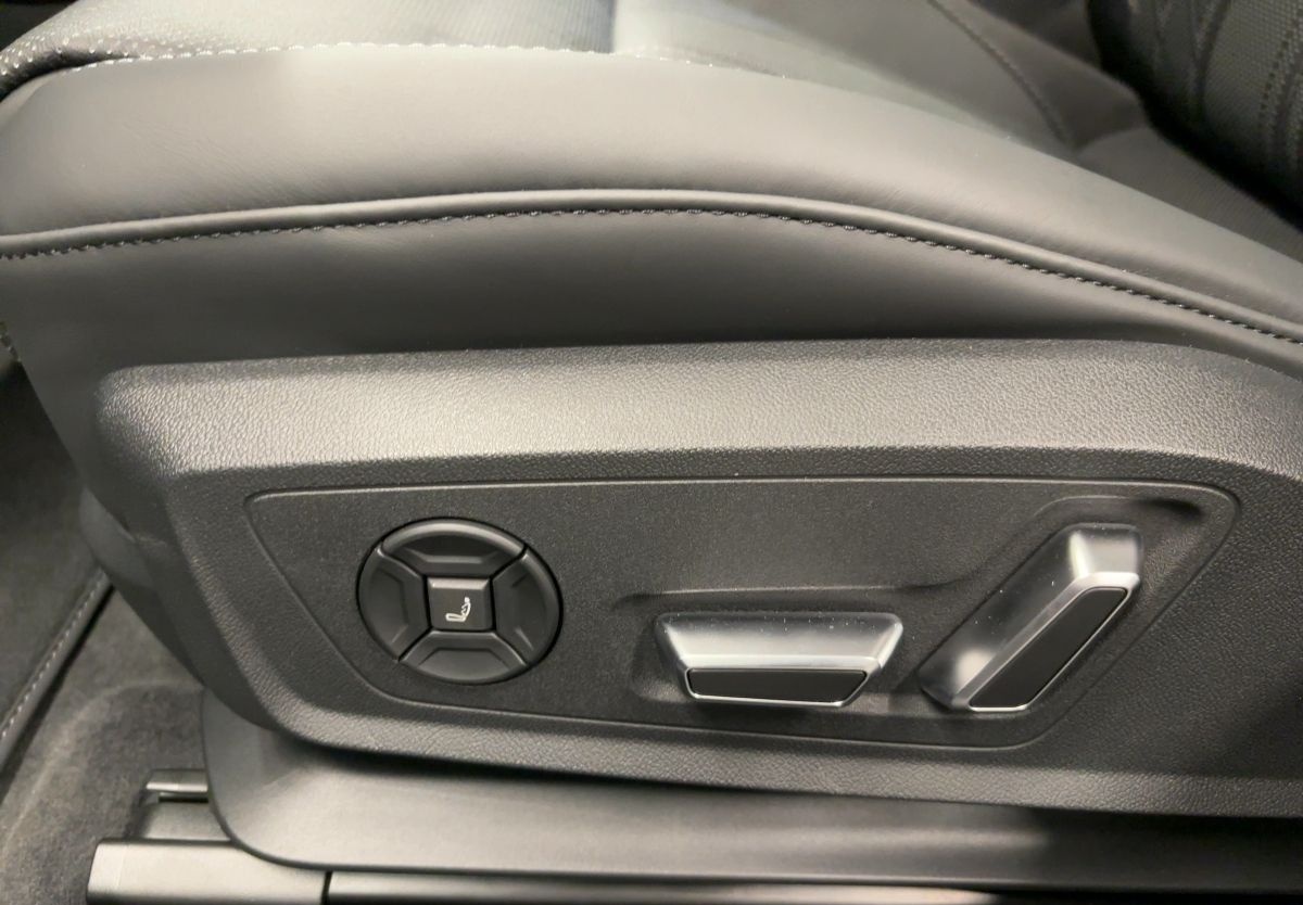 Audi A6 Avant TDI quattro S tronic foto 18