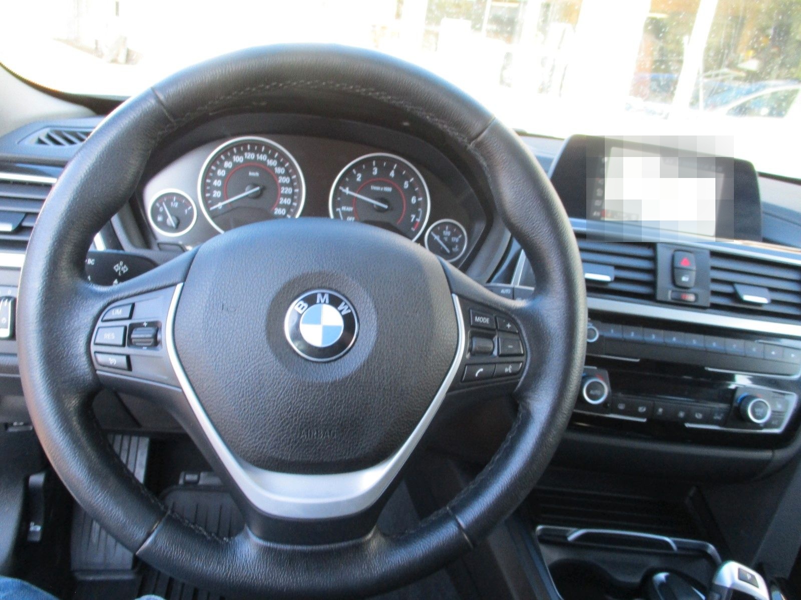 BMW 320i Touring Sport Line+AHK+Navi+LED+gepflegt foto 16