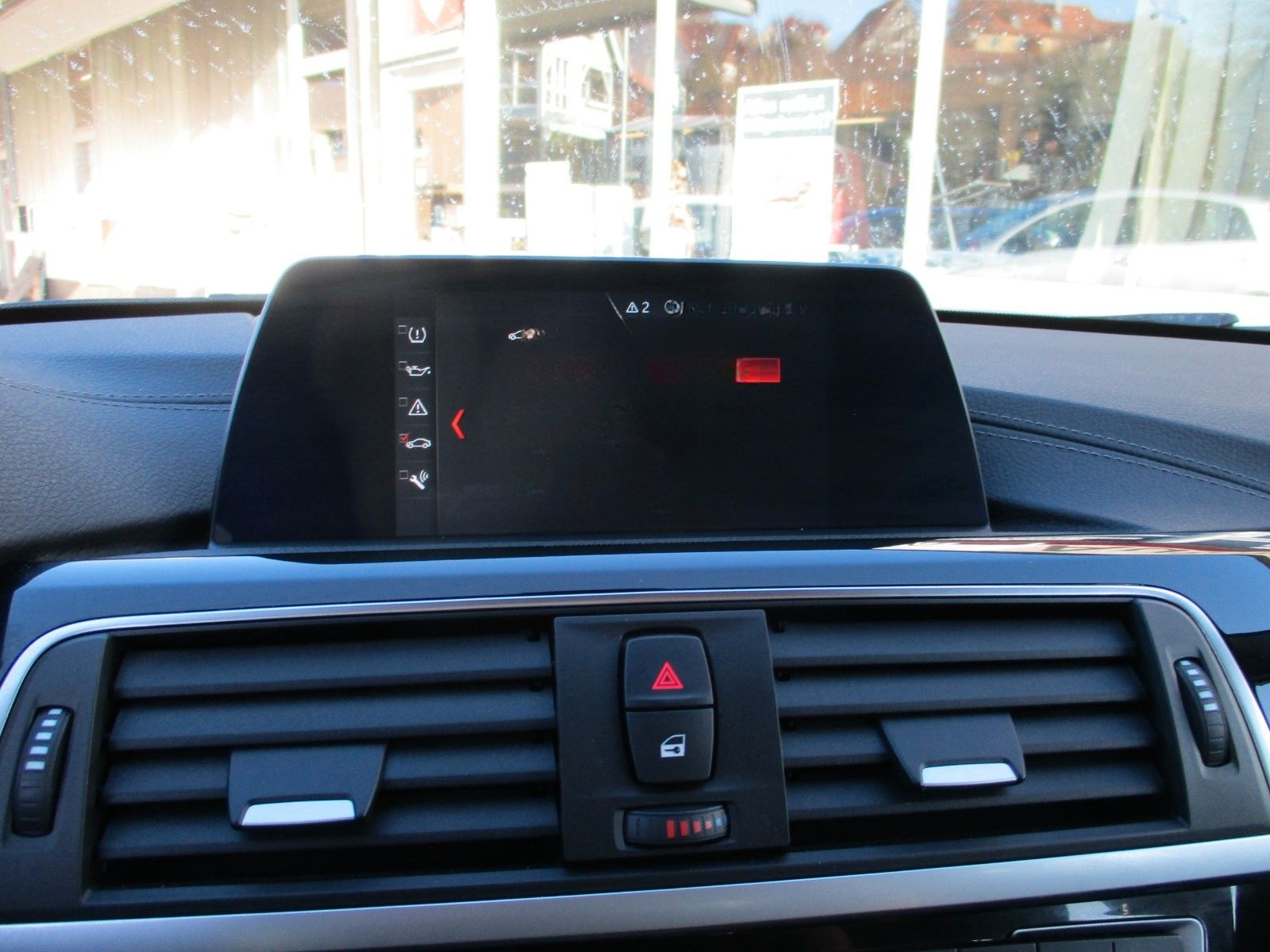 BMW 320i Touring Sport Line+AHK+Navi+LED+gepflegt foto 18