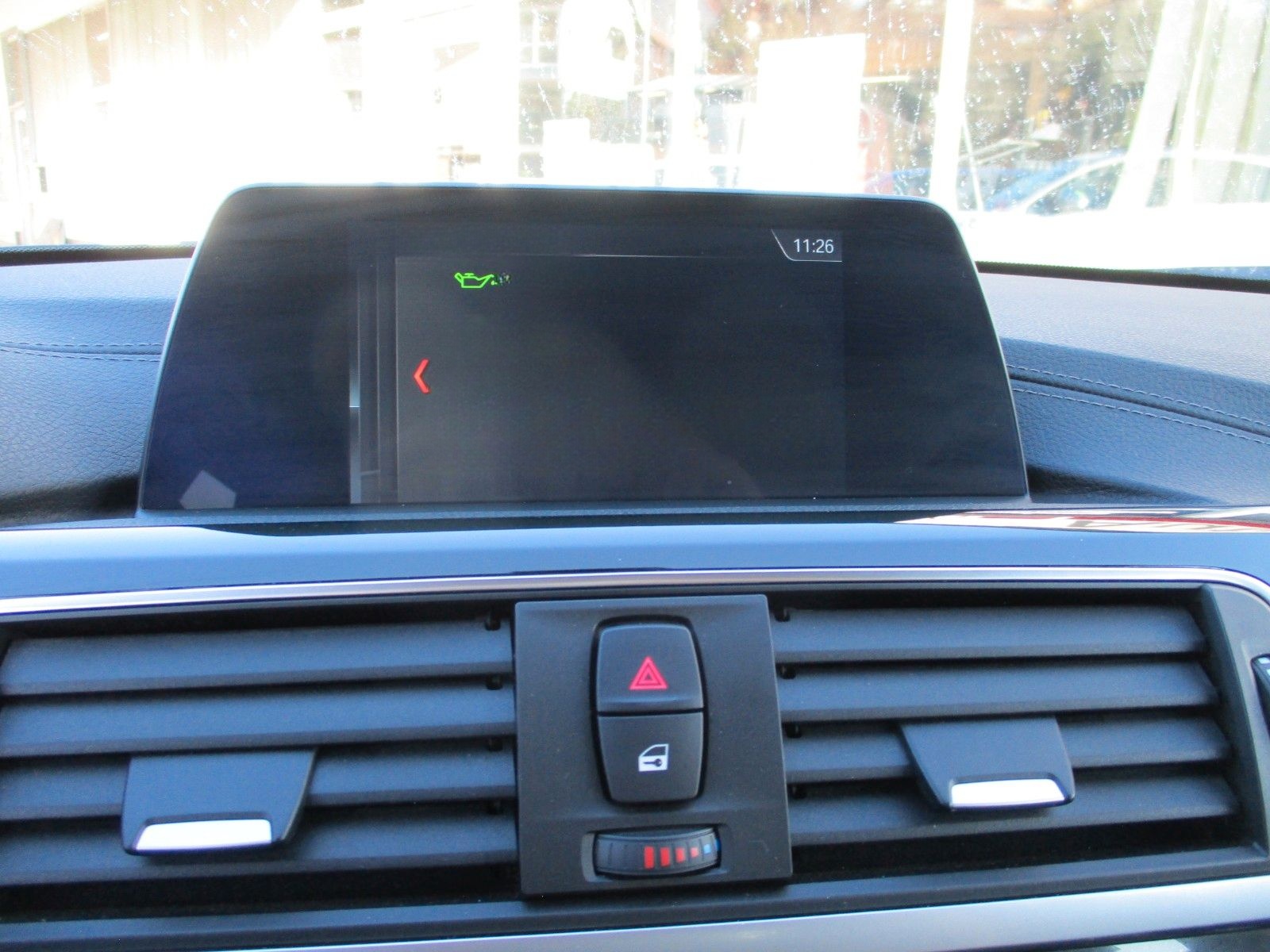 BMW 320i Touring Sport Line+AHK+Navi+LED+gepflegt foto 19