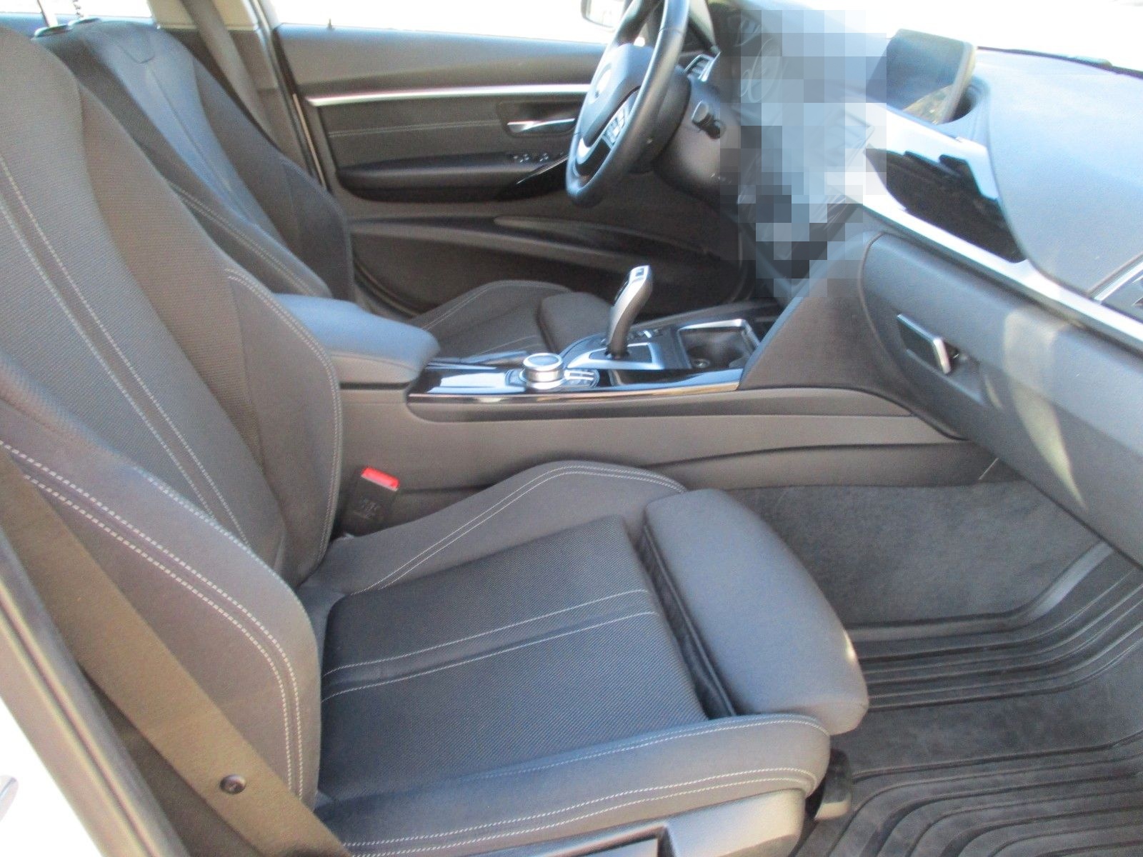 BMW 320i Touring Sport Line+AHK+Navi+LED+gepflegt foto 10