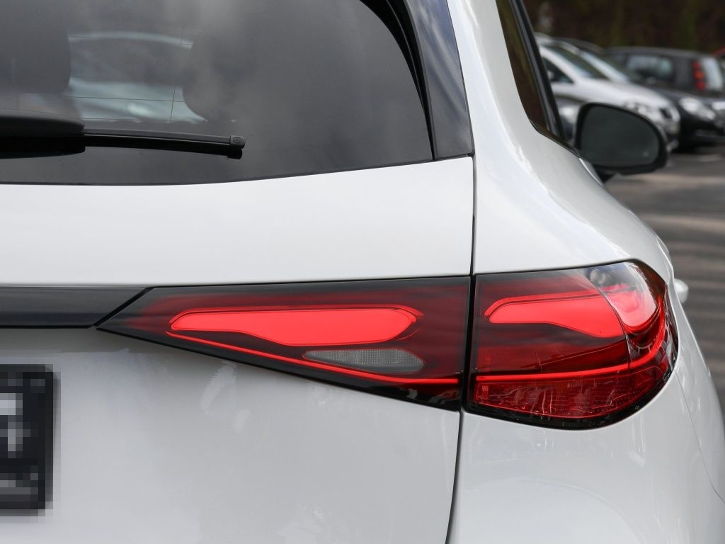 Mercedes-Benz GLC 200 d 4MATIC AMG-Sport+Pano+Distr+Memo+Night foto 13