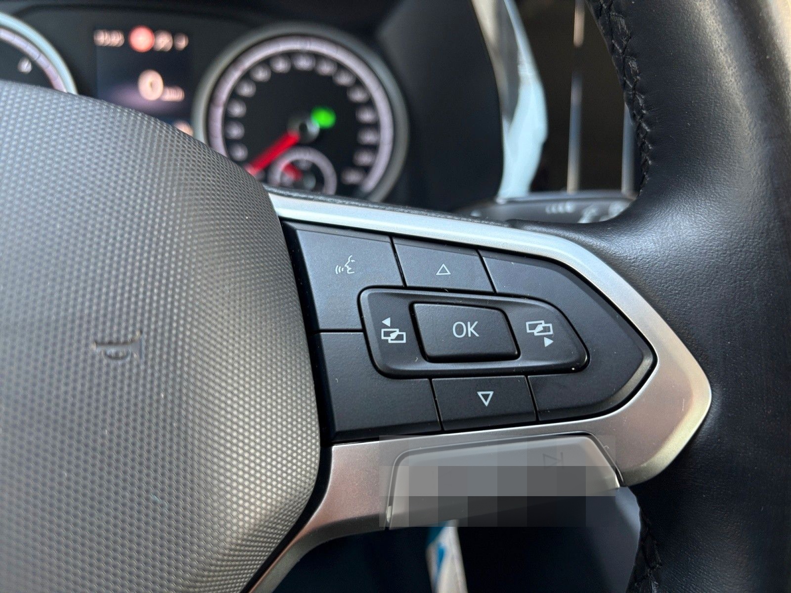 Volkswagen T6.1 Multivan DSG Navi Sitzh ACC R.Cam 3xKlima foto 21