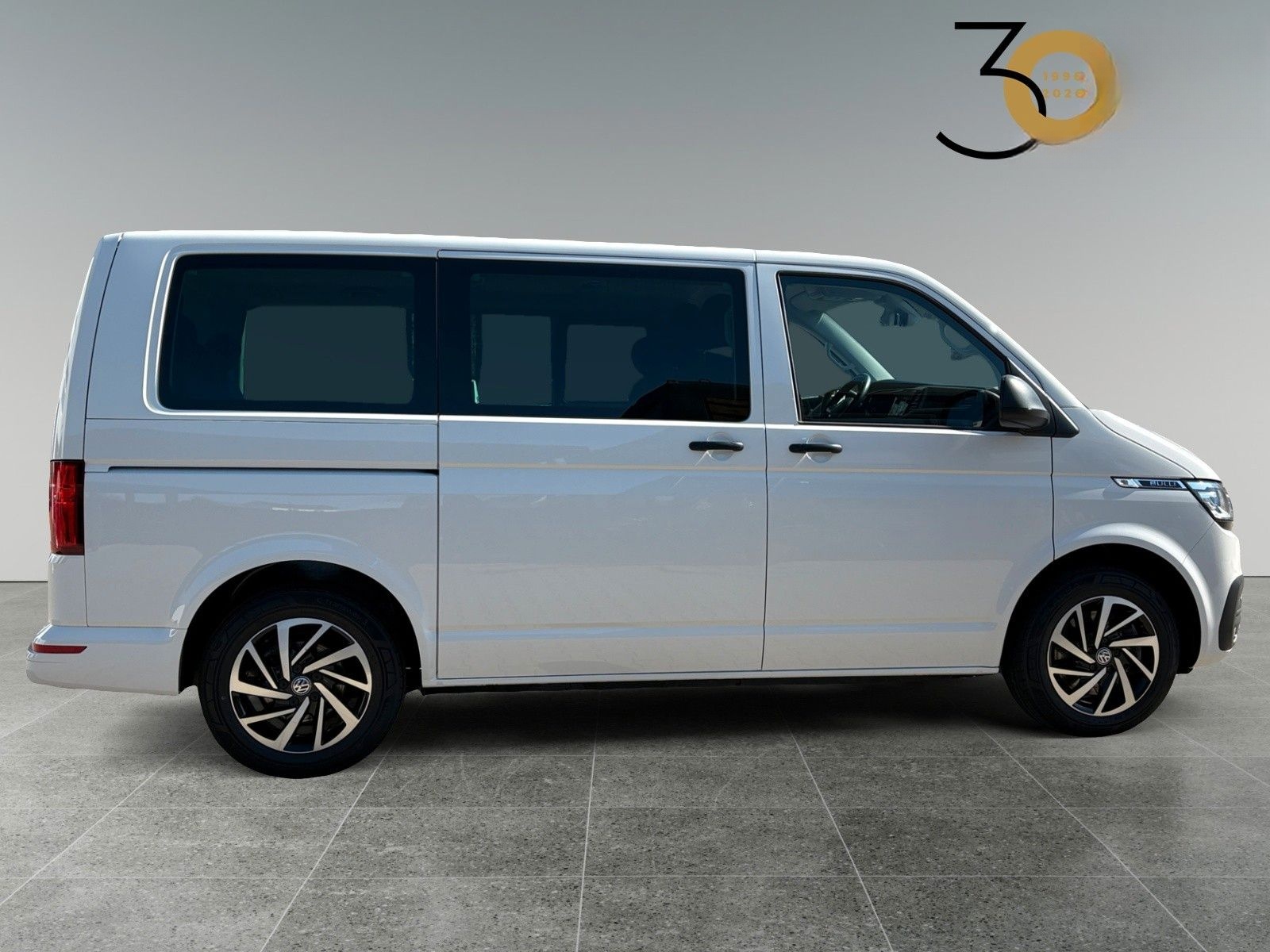 Volkswagen T6.1 Multivan DSG Navi Sitzh ACC R.Cam 3xKlima foto 6