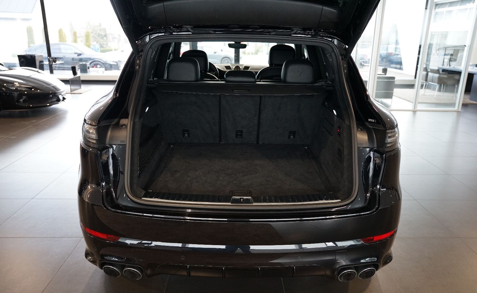 Porsche Cayenne S | InnoDrive | Pano | Matrix | AHK foto 6