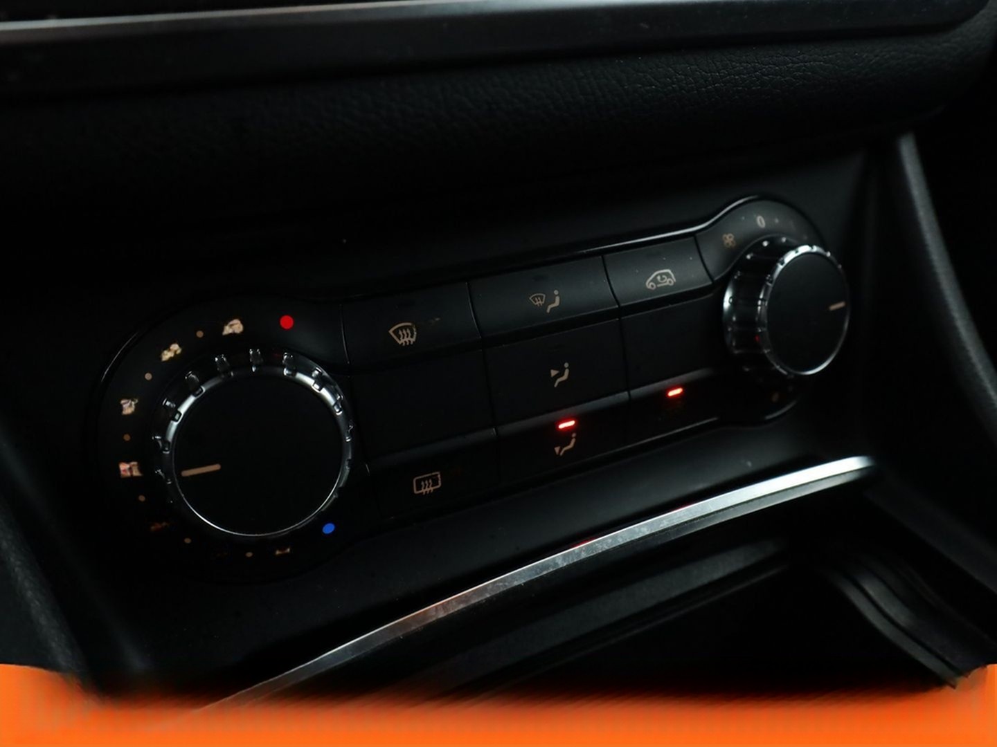 Mercedes-Benz CLA 200 AMG Line Aut.*LED*NAVI*TEMPO*CAM*SHZ* foto 24