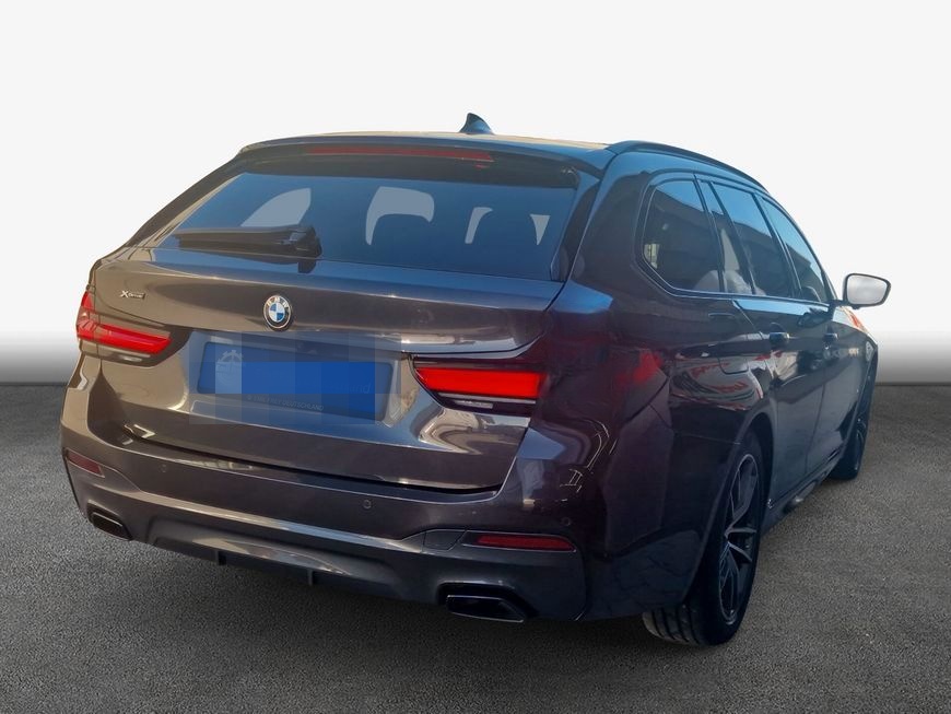 BMW 540d xDrive Touring Aut., Panoramadach,SHZ foto 2