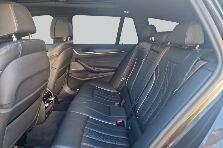 BMW 540d xDrive Touring Aut., Panoramadach,SHZ foto 13