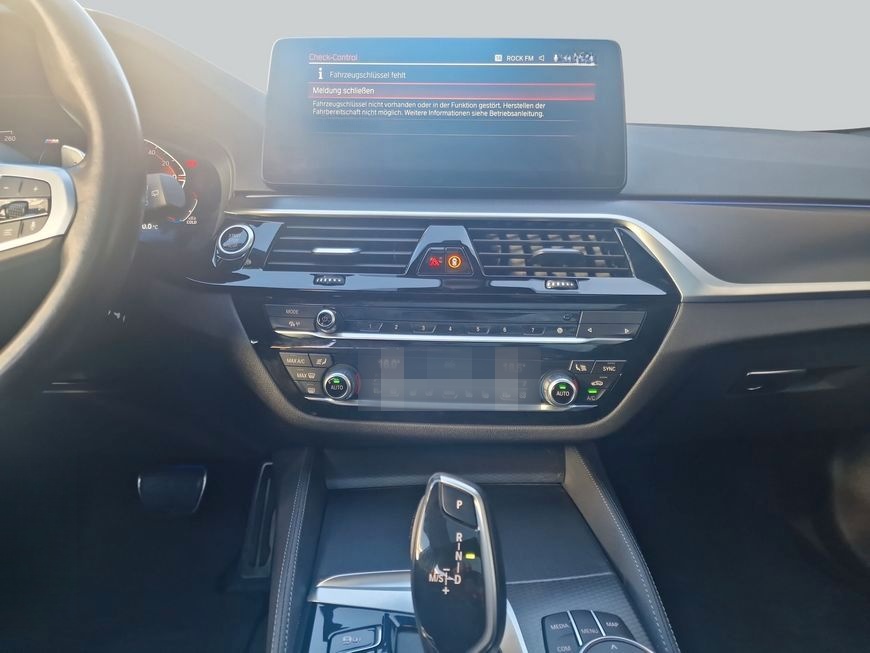 BMW 540d xDrive Touring Aut., Panoramadach,SHZ foto 16