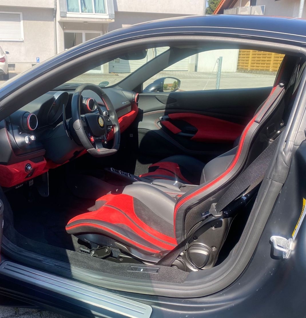 Ferrari F8 Tributo *Lift*Carbon*ACC*Racing Sitze*JBL*BFD foto 11
