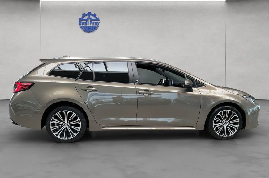 Toyota Corolla 2.0 Hybrid Touring Sports Team Deutschla foto 7