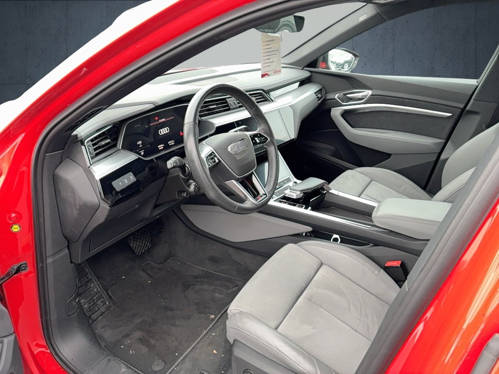 Audi e-tron Sportback S line 55 qu N-Sicht HUD Matrix foto 10