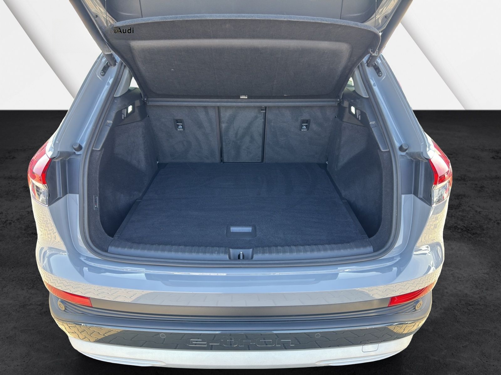 Audi Q4 50 e-tron quattro AHK HuD Pano Matrix-LED Ass foto 13