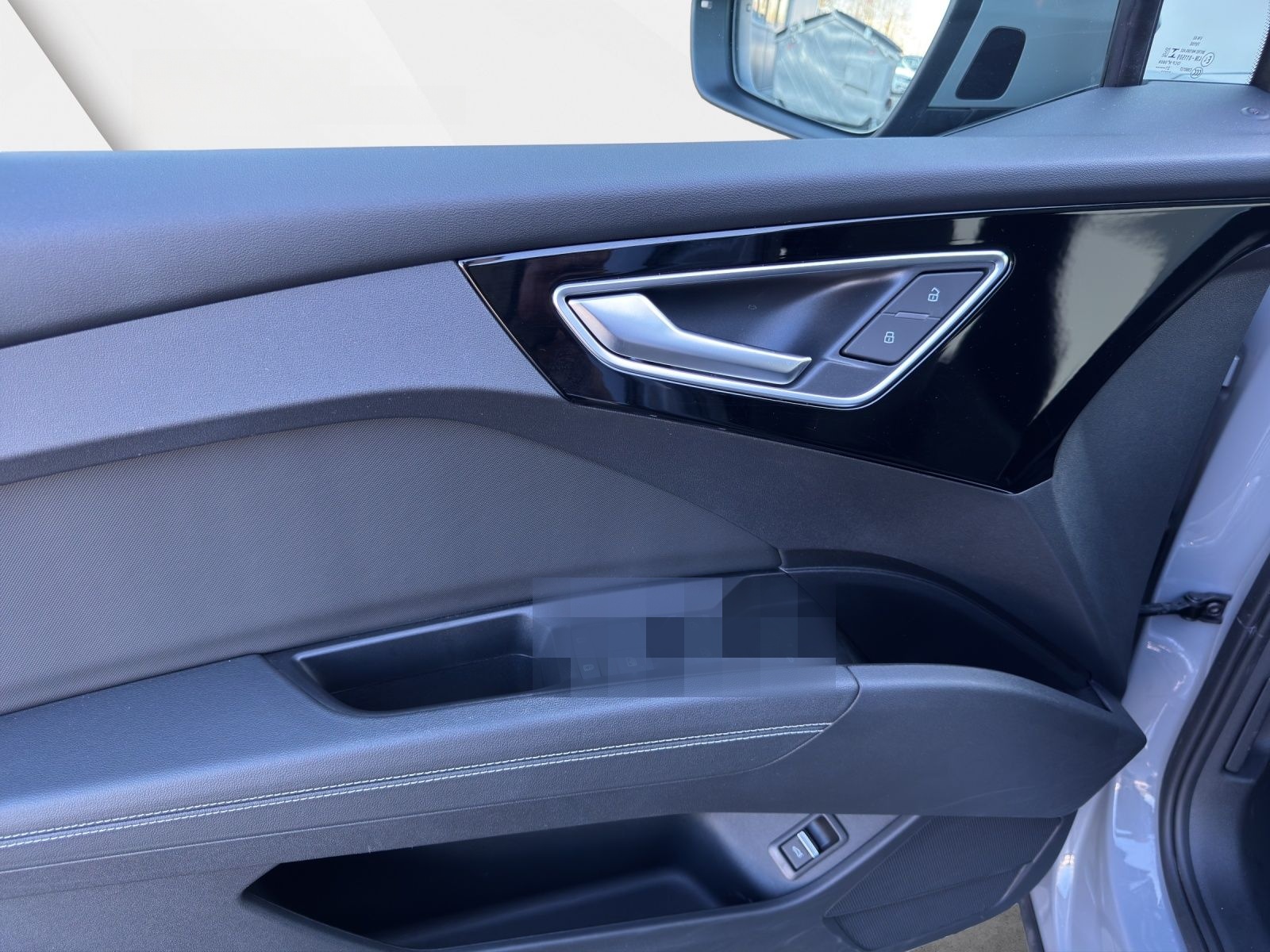 Audi Q4 50 e-tron quattro AHK HuD Pano Matrix-LED Ass foto 7