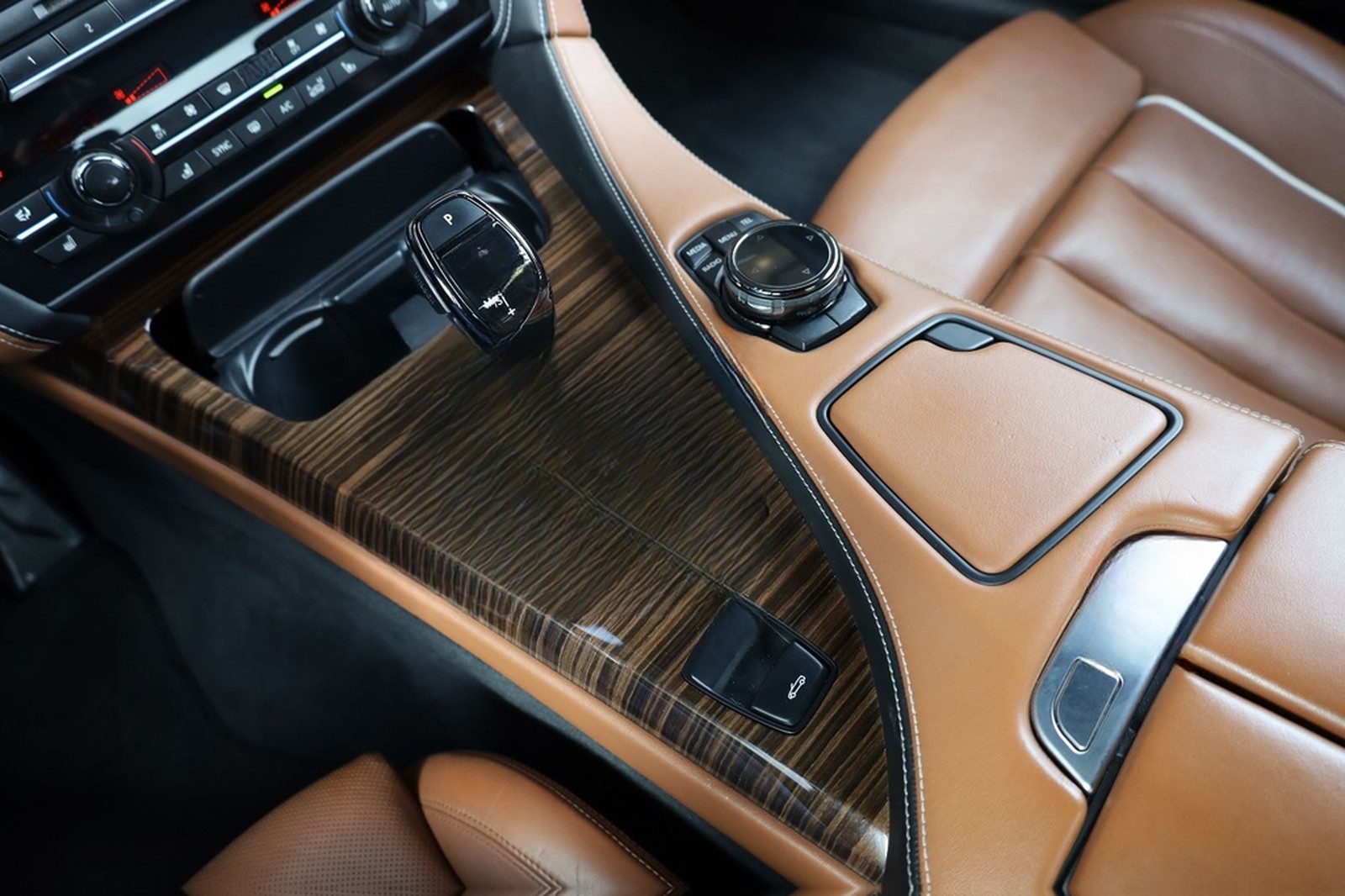 BMW 650i xDrive Cabrio/M/360*/HUD/MASSAGE/HK/ACC/R19 foto 14