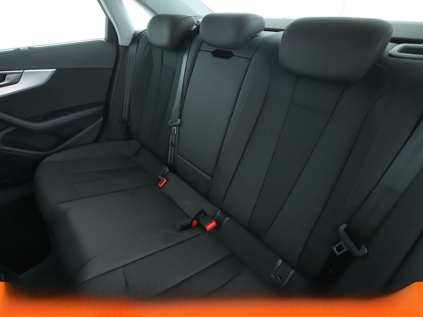 Audi A4 2.0 TDI Sport Aut.*S-LINE*NAV*LED*ACC*PDC*SHZ foto 14