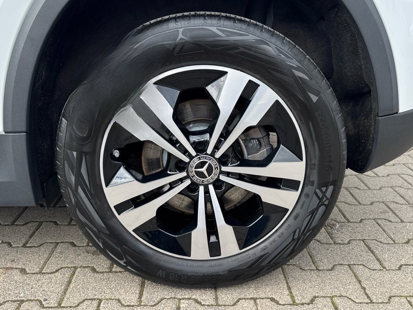Mercedes-Benz GLA 250 4M Progressive Pano Distronic 360°K. AHK foto 8