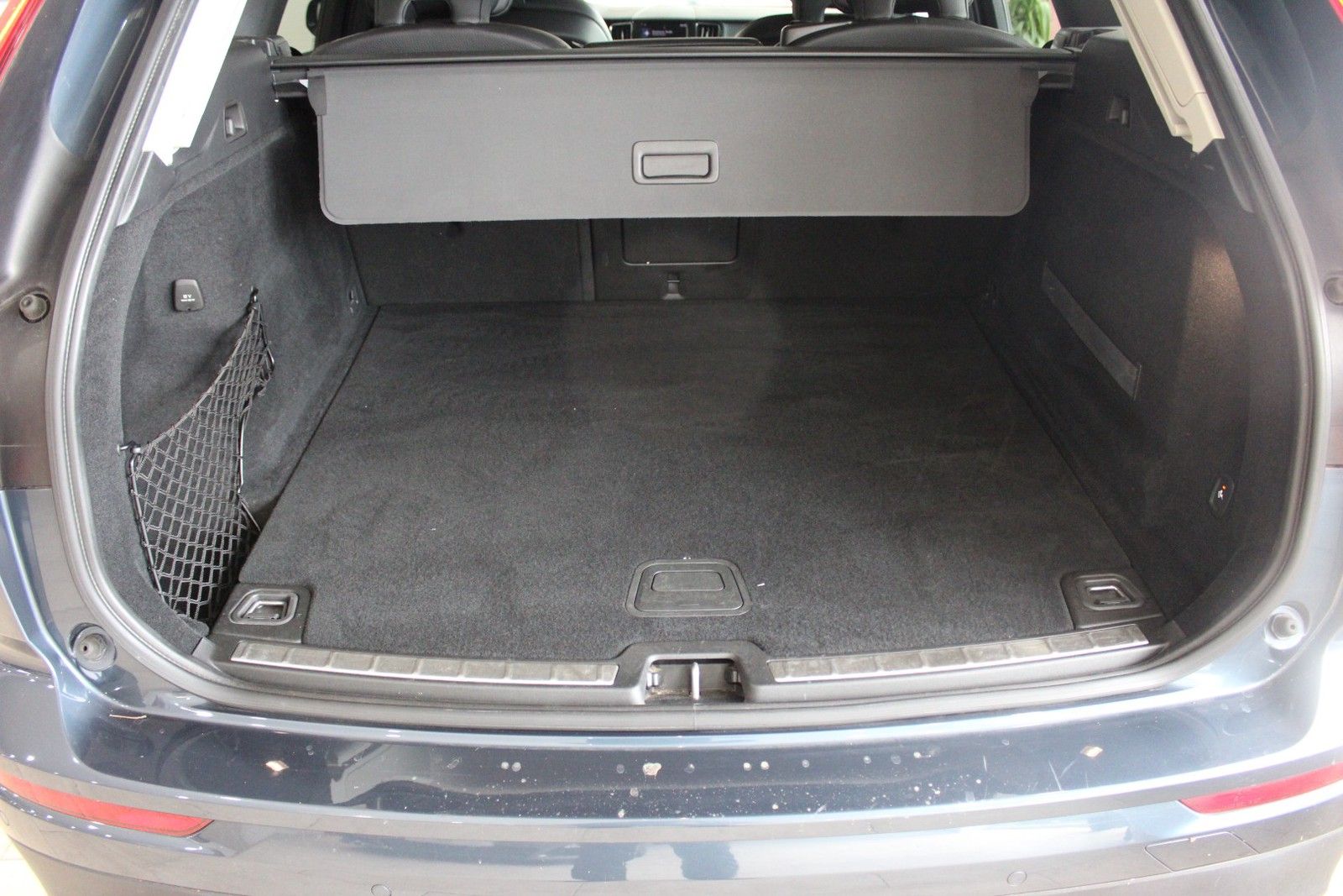 Volvo XC60 D4 Geartronic Momentum Pro IntelliSafe PRO- foto 7