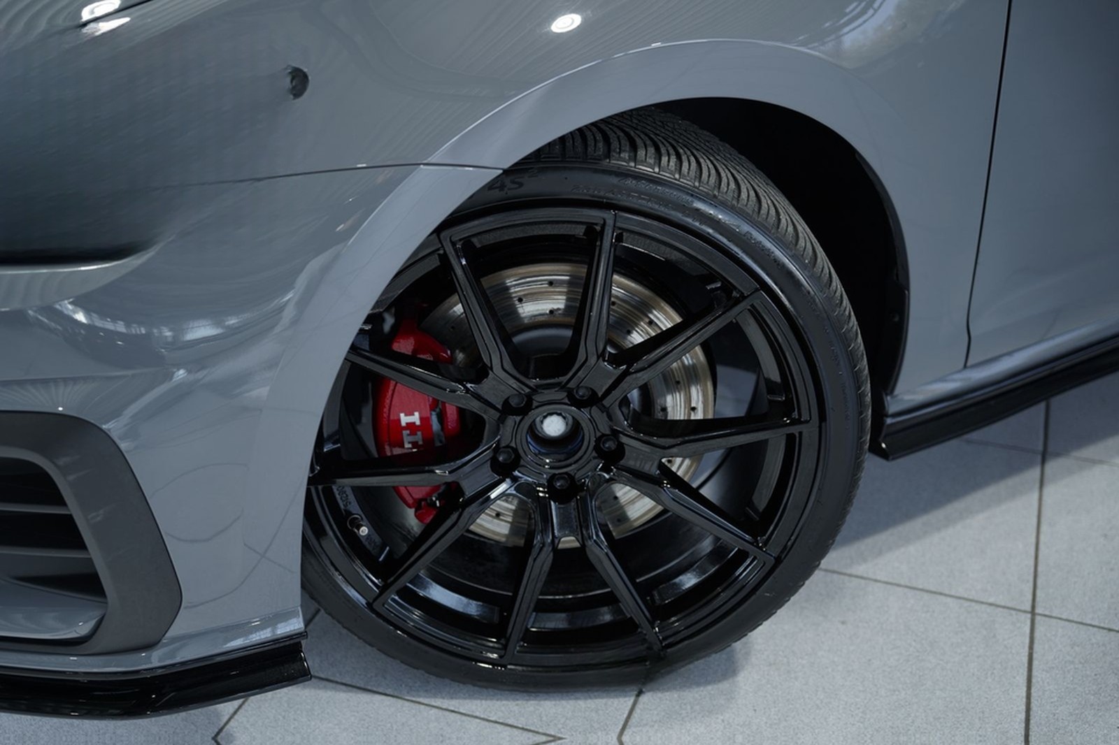 Volkswagen Golf GTI TCR DSG *Akrapovic *Virtual *ACC *Kam foto 2