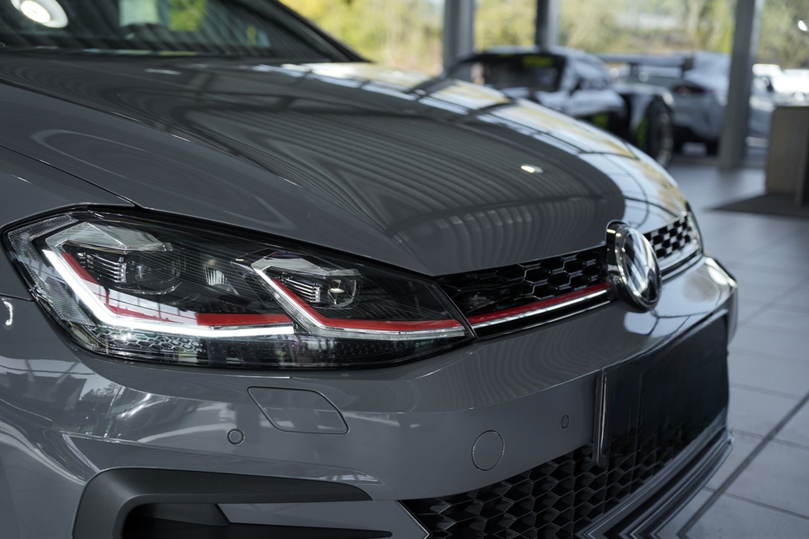 Volkswagen Golf GTI TCR DSG *Akrapovic *Virtual *ACC *Kam foto 15