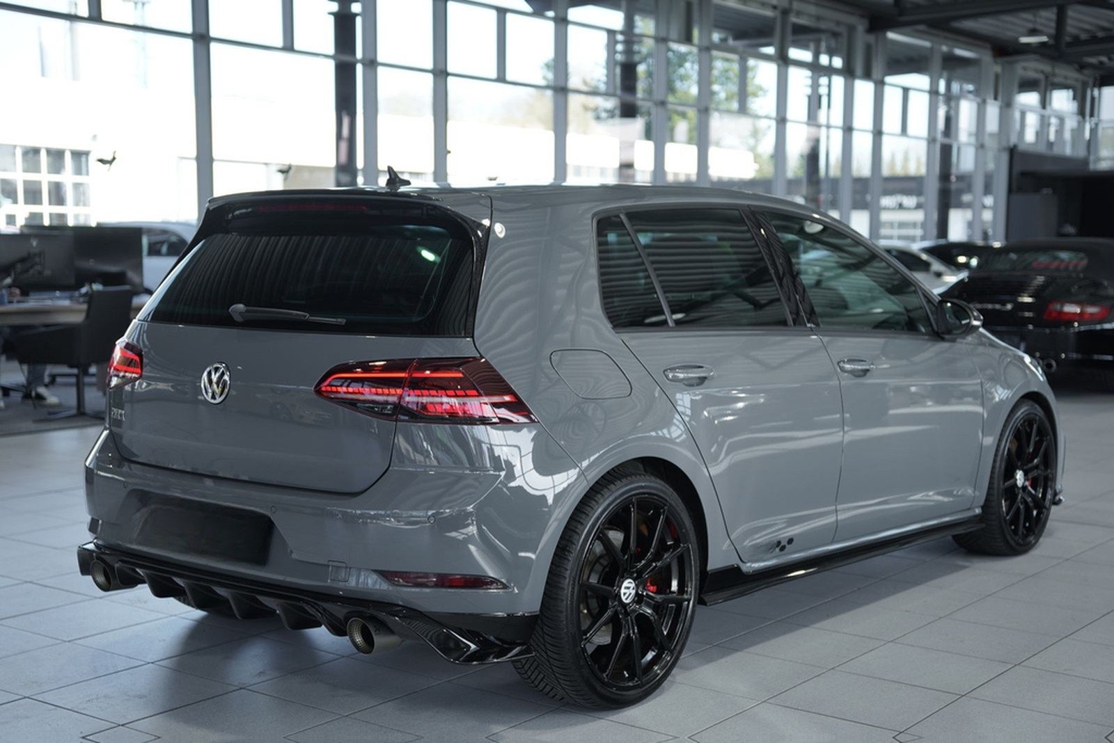 Volkswagen Golf GTI TCR DSG *Akrapovic *Virtual *ACC *Kam foto 8