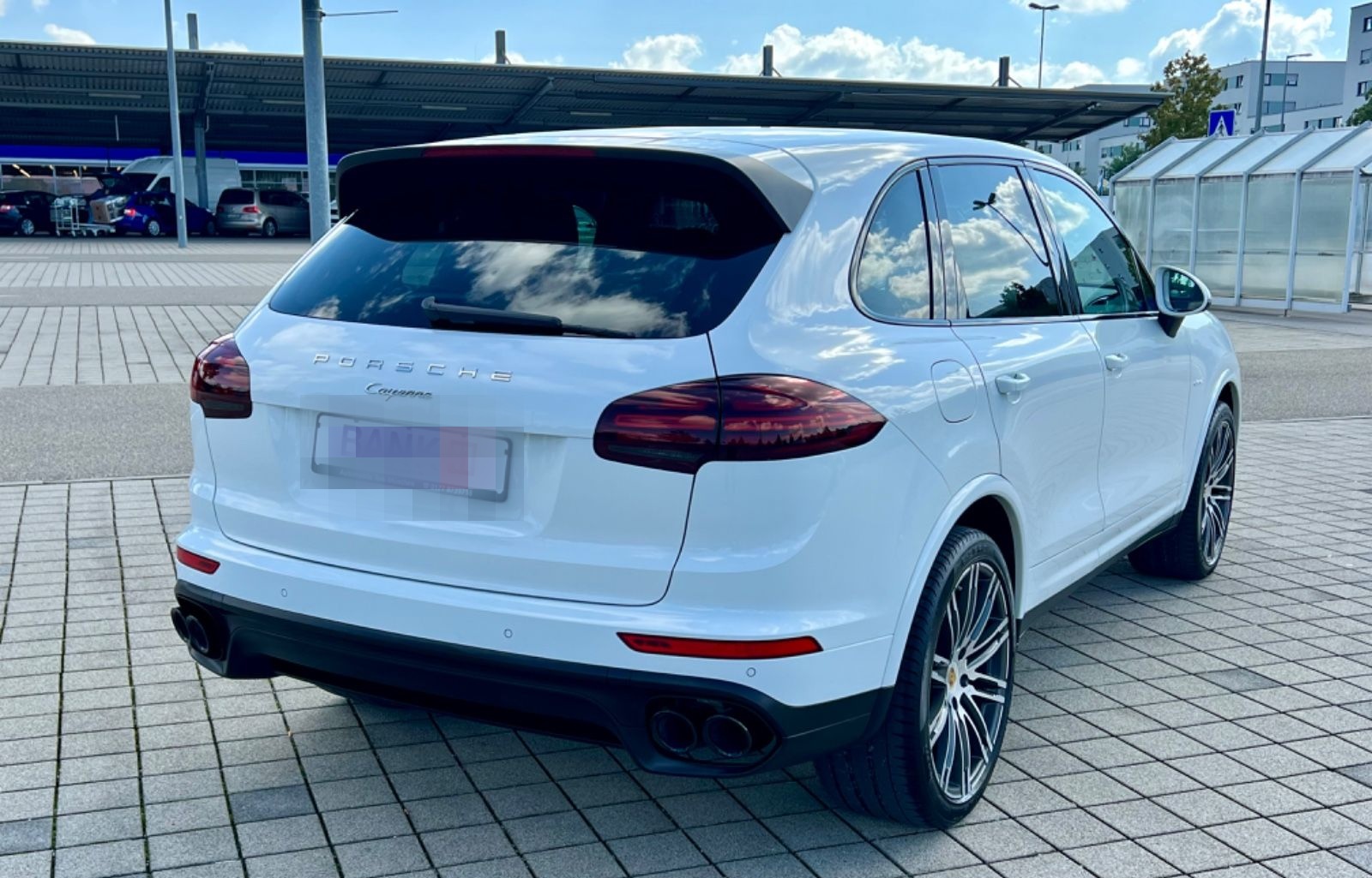 Porsche Cayenne Diesel Platinum Edition foto 3