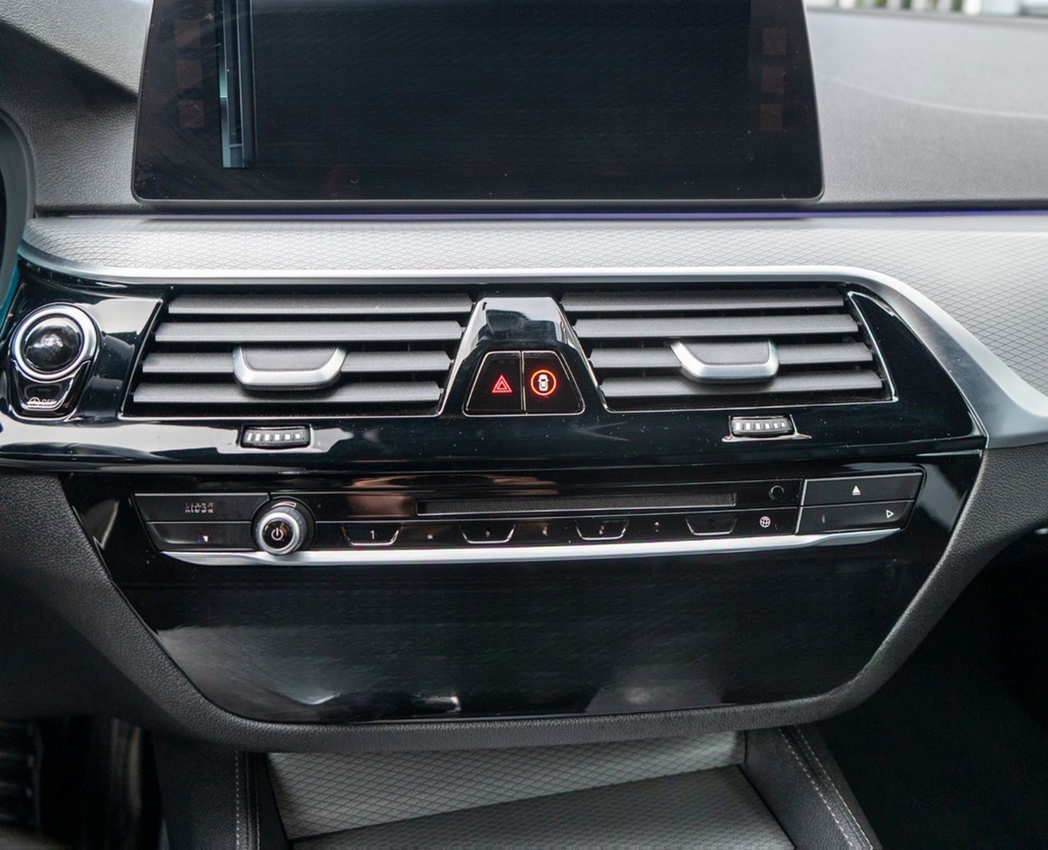 BMW 540 d Touring xDrive M-SPORT|KEYL|360°|AMBI|DISP foto 23
