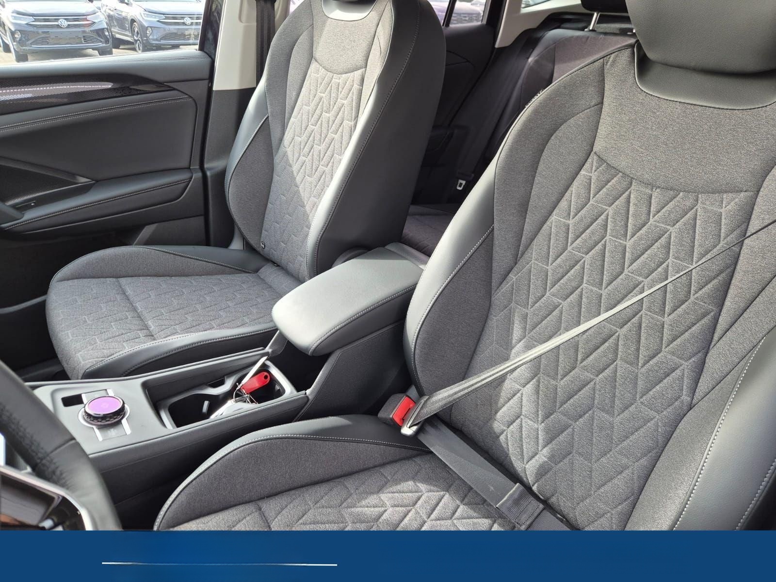 Volkswagen Tiguan  Life 1,5 l eHybrid OPF 204PS DSG LED-... foto 12
