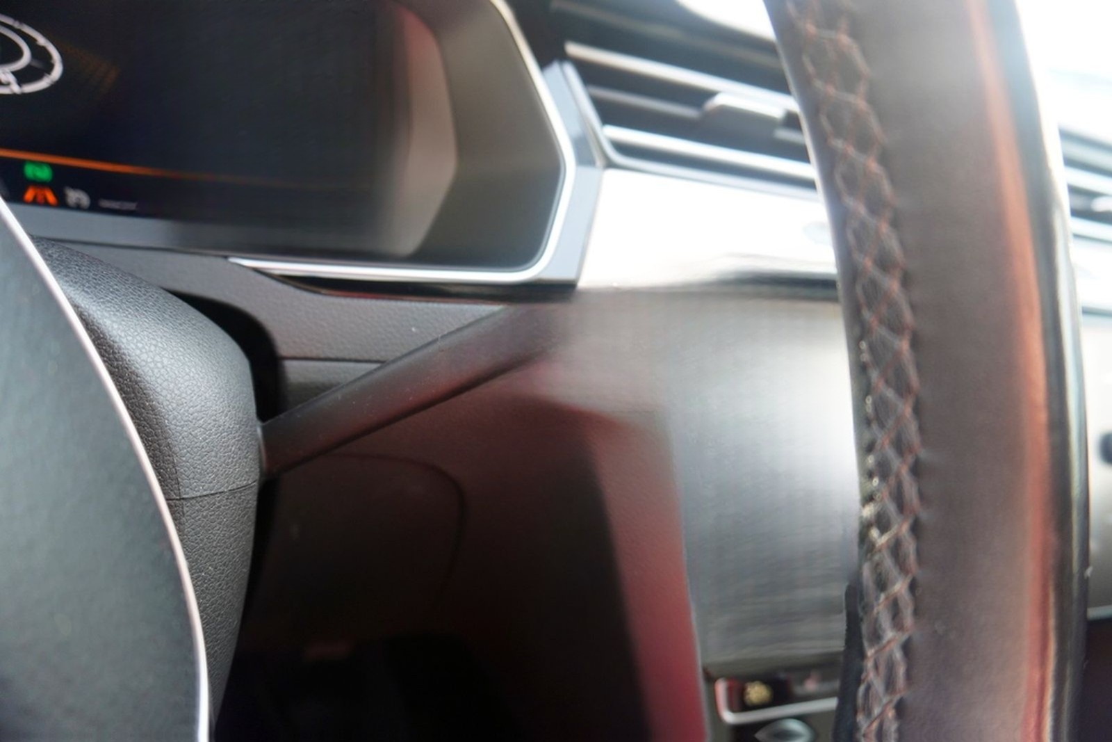 Volkswagen Passat Variant 1.8 TSI DSG Highline LED Navi AHK foto 25