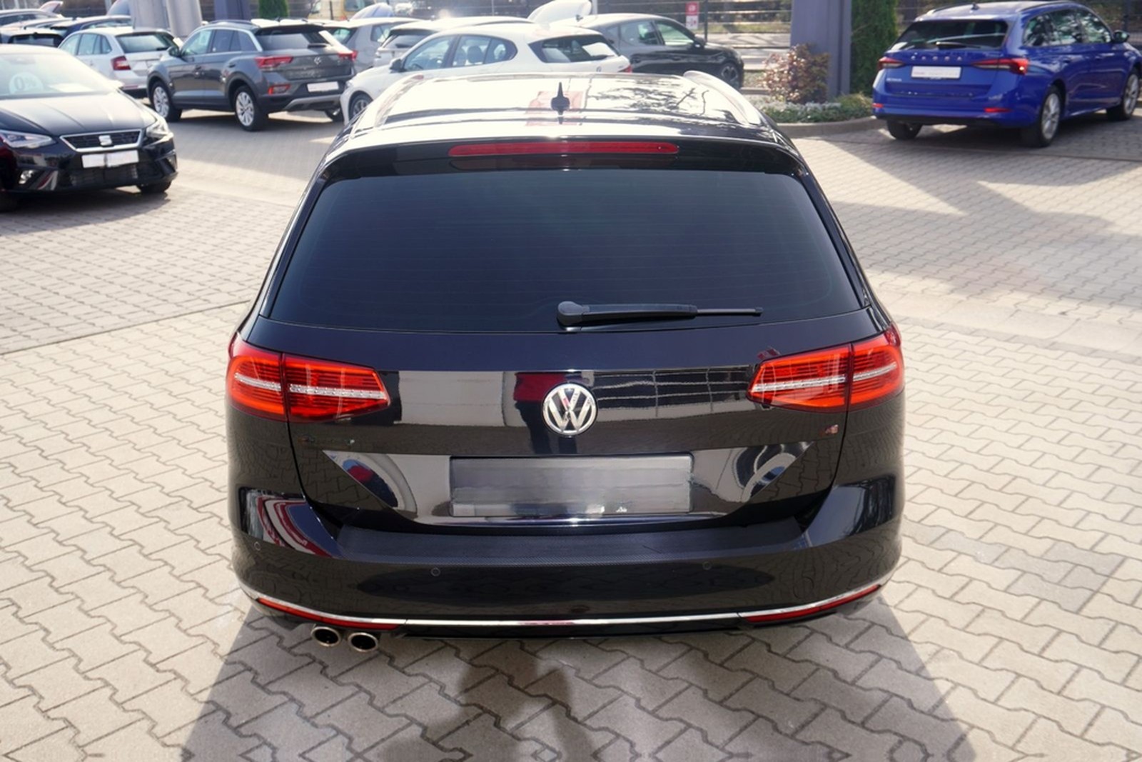 Volkswagen Passat Variant 1.8 TSI DSG Highline LED Navi AHK foto 7