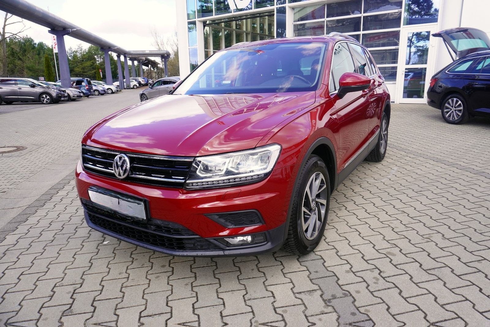 Volkswagen Tiguan 2.0 Sound 4Motion LED Navi ACC Totwinkel foto 2