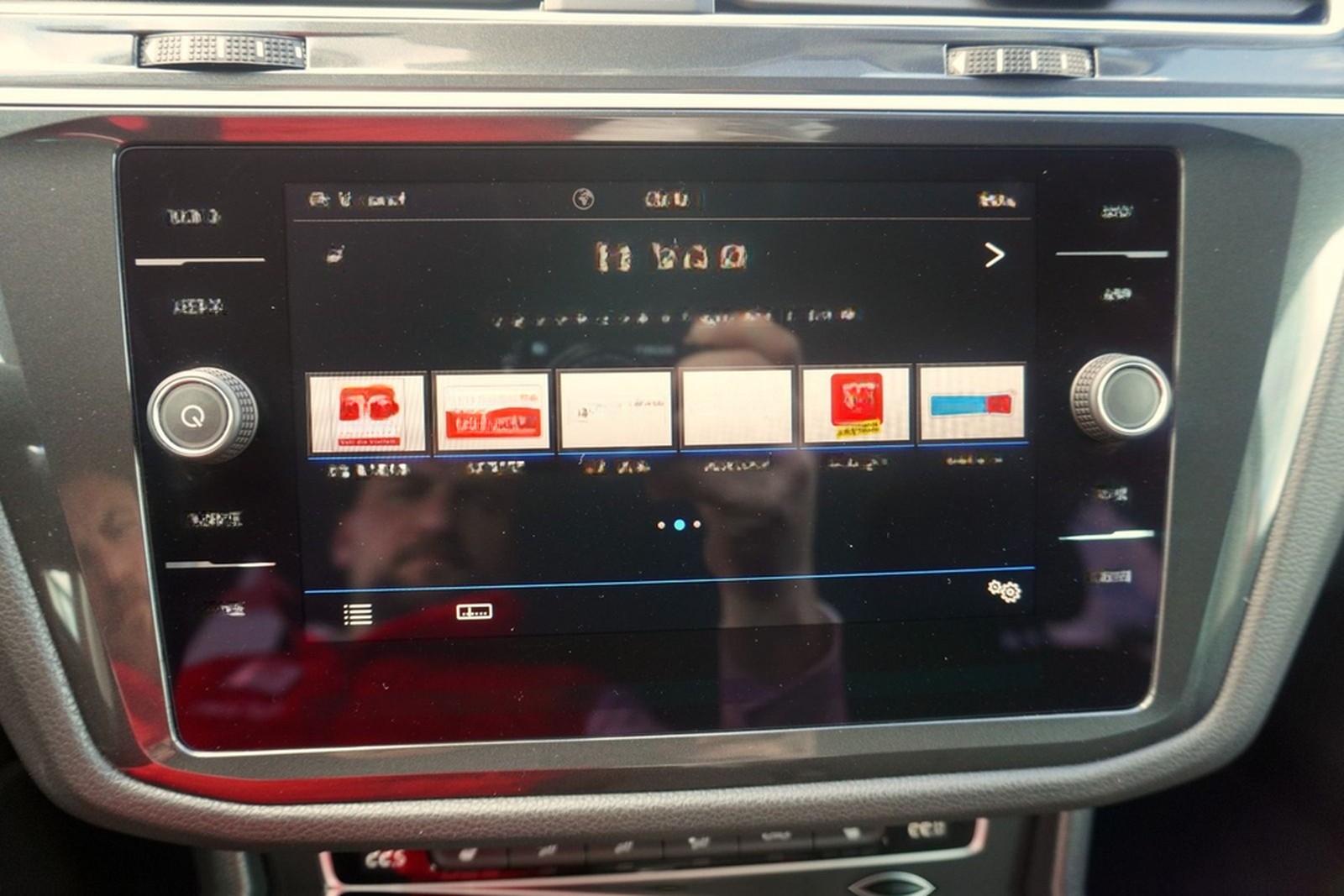 Volkswagen Tiguan 2.0 Sound 4Motion LED Navi ACC Totwinkel foto 18