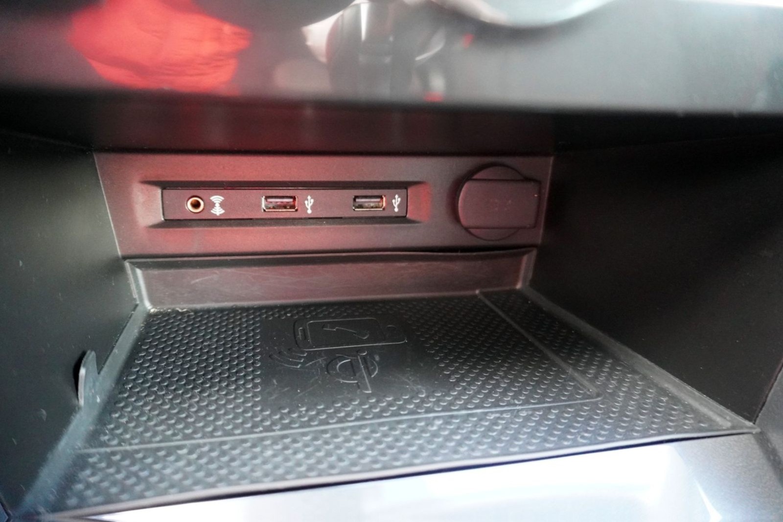 Volkswagen Tiguan 2.0 Sound 4Motion LED Navi ACC Totwinkel foto 26