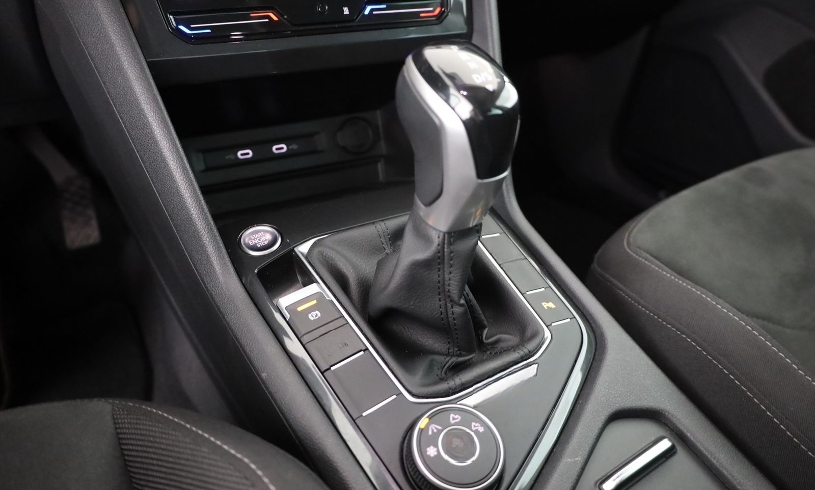 Volkswagen Tiguan 2.0 TDI 4M Elegance Standheizung AHK ACC foto 14