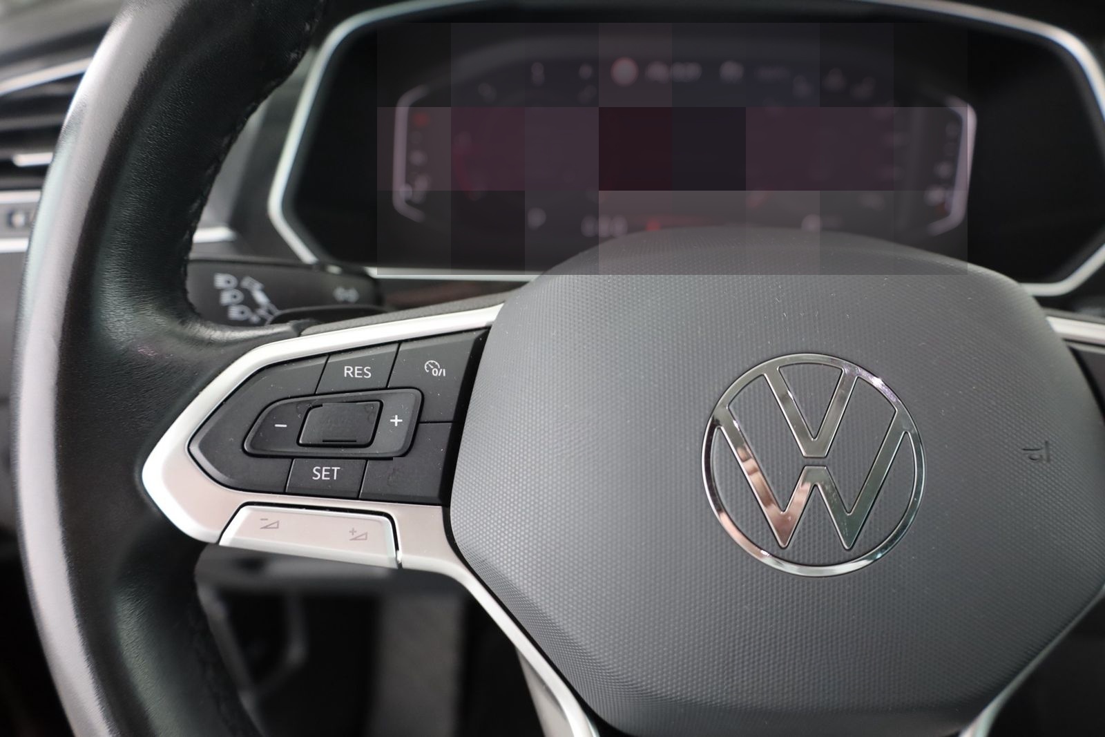 Volkswagen Tiguan 2.0 TDI 4M Elegance Standheizung AHK ACC foto 16