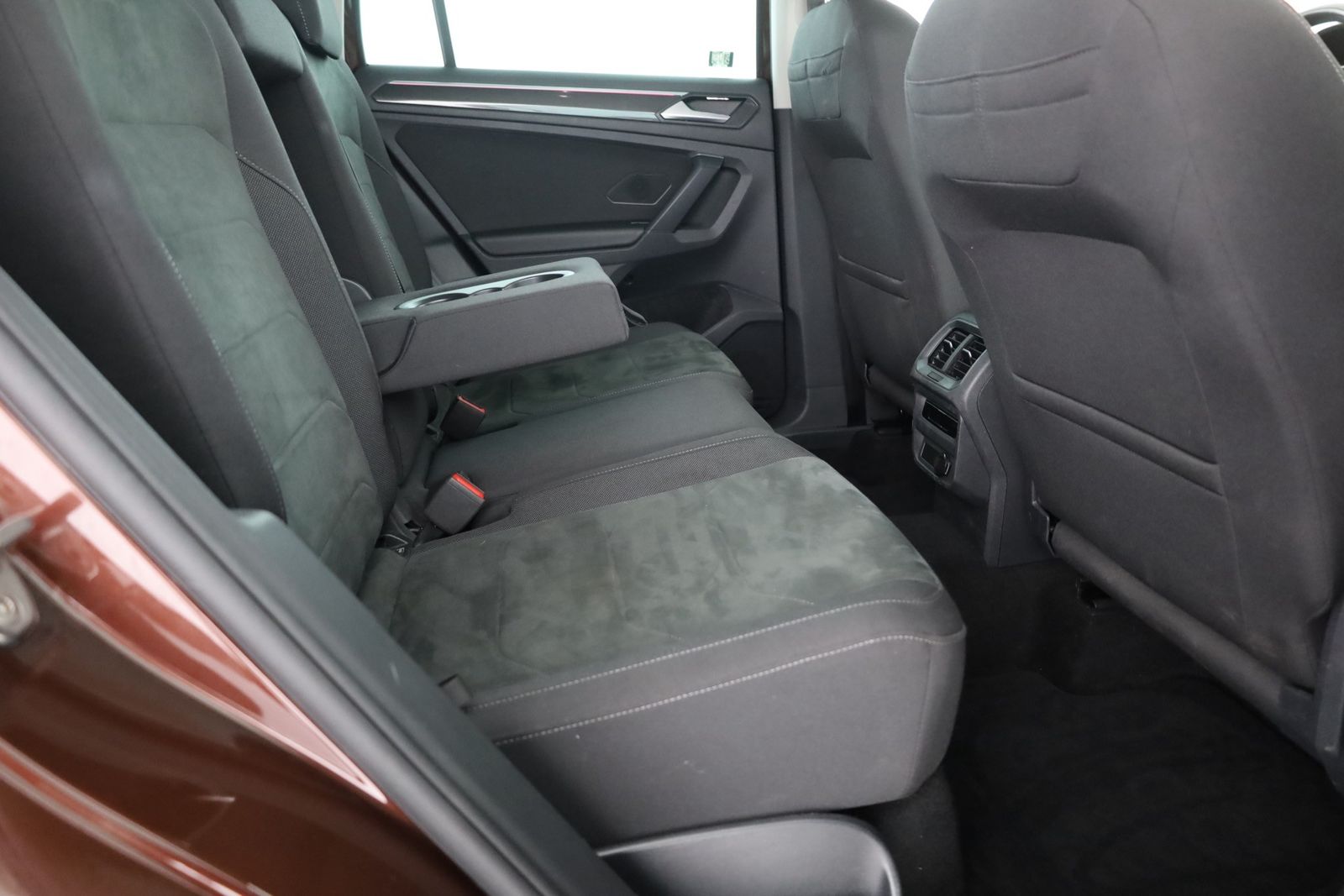 Volkswagen Tiguan 2.0 TDI 4M Elegance Standheizung AHK ACC foto 25