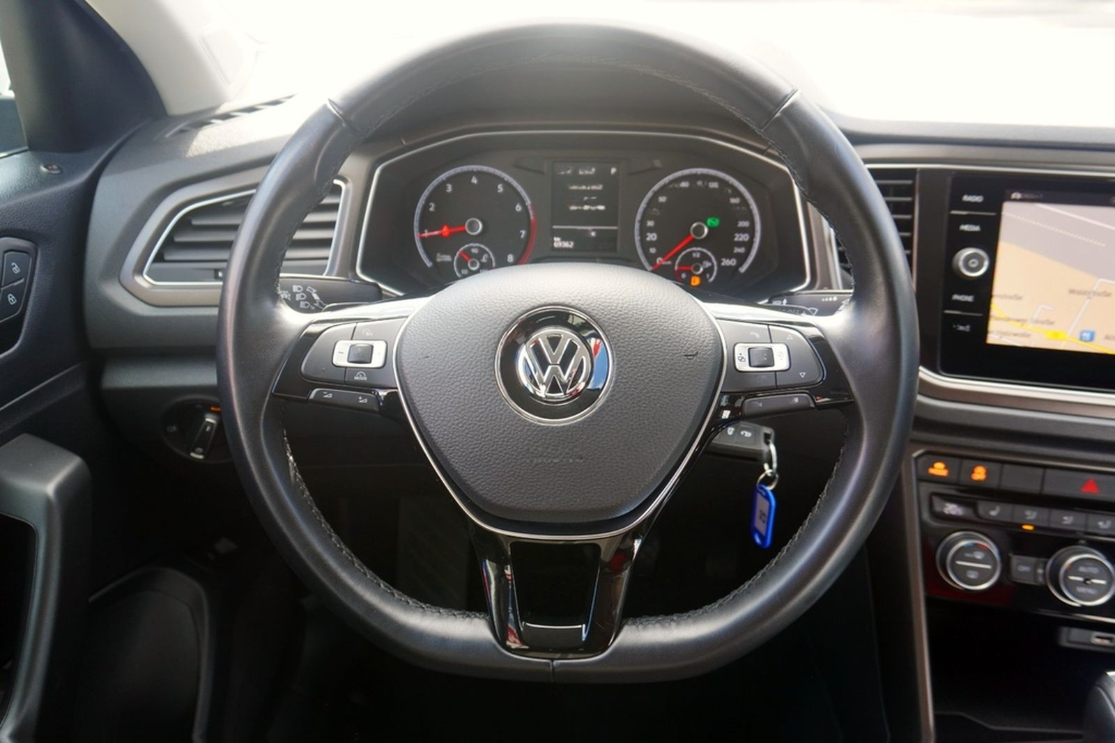 Volkswagen T-Roc 1.5 TSI DSG Style LED Navi ACC Sitzheizung foto 12