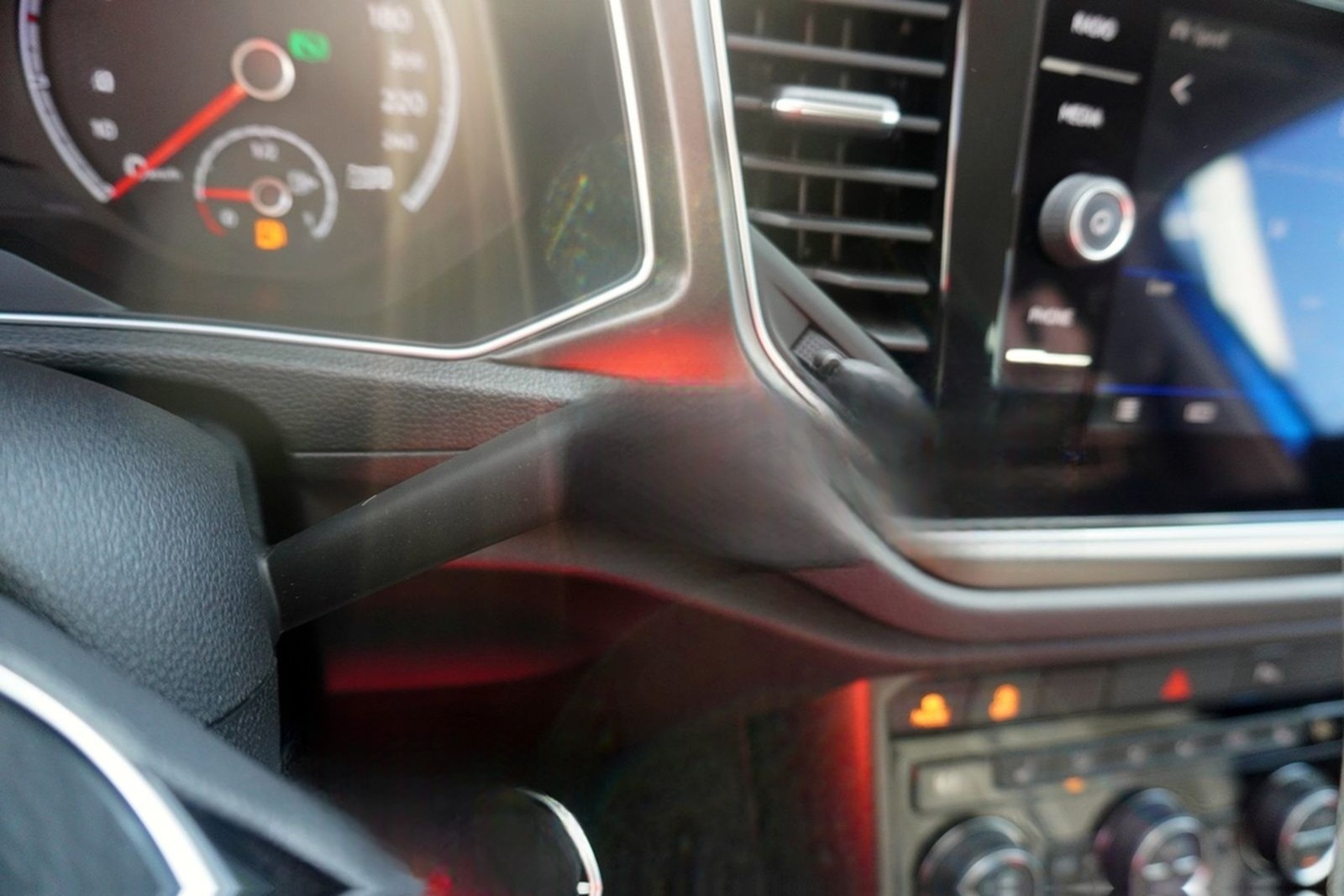 Volkswagen T-Roc 1.5 TSI DSG Style LED Navi ACC Sitzheizung foto 16