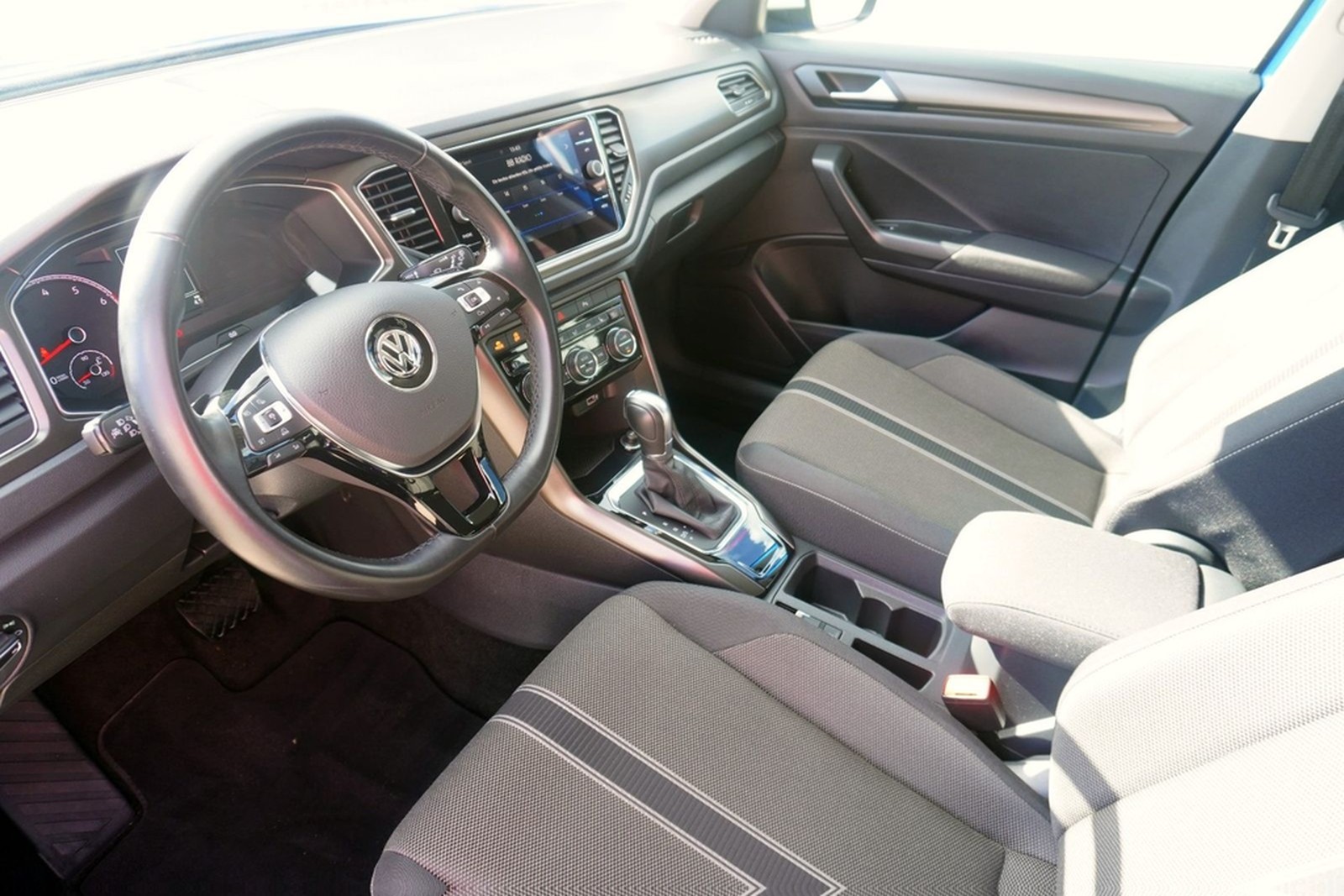 Volkswagen T-Roc 1.5 TSI DSG Style LED Navi ACC Sitzheizung foto 10