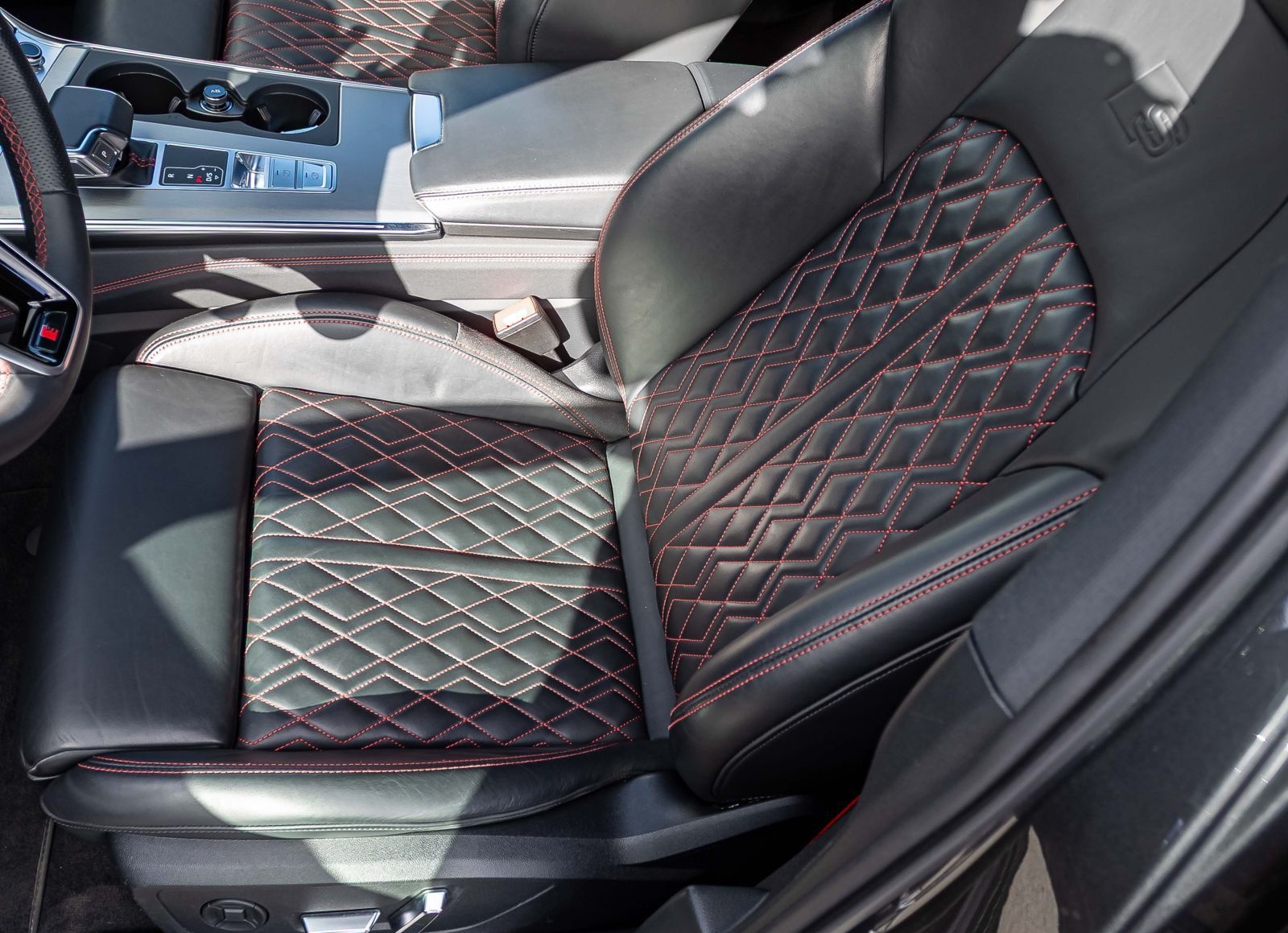 Audi A6 Avant S line 55TFSIe qu. Navi HuD B&O Standkl foto 9