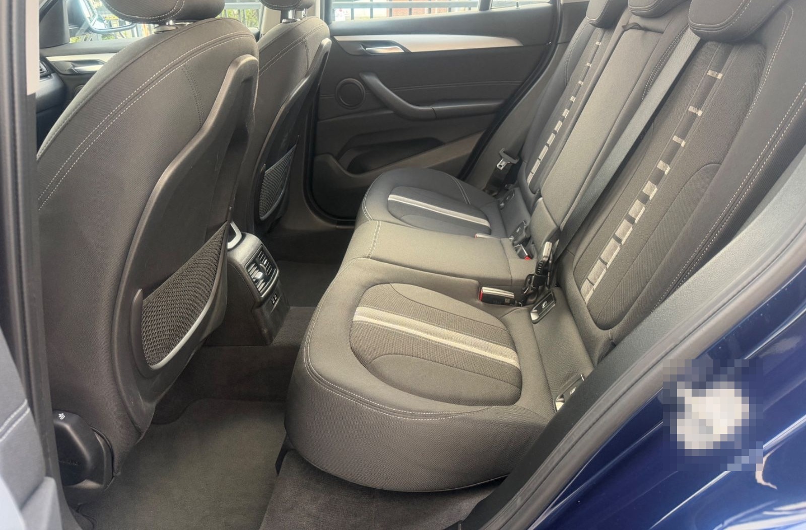 BMW X1 xDrive 20 d Advantage /KAMERA/AHK/TEMPOMAT foto 11