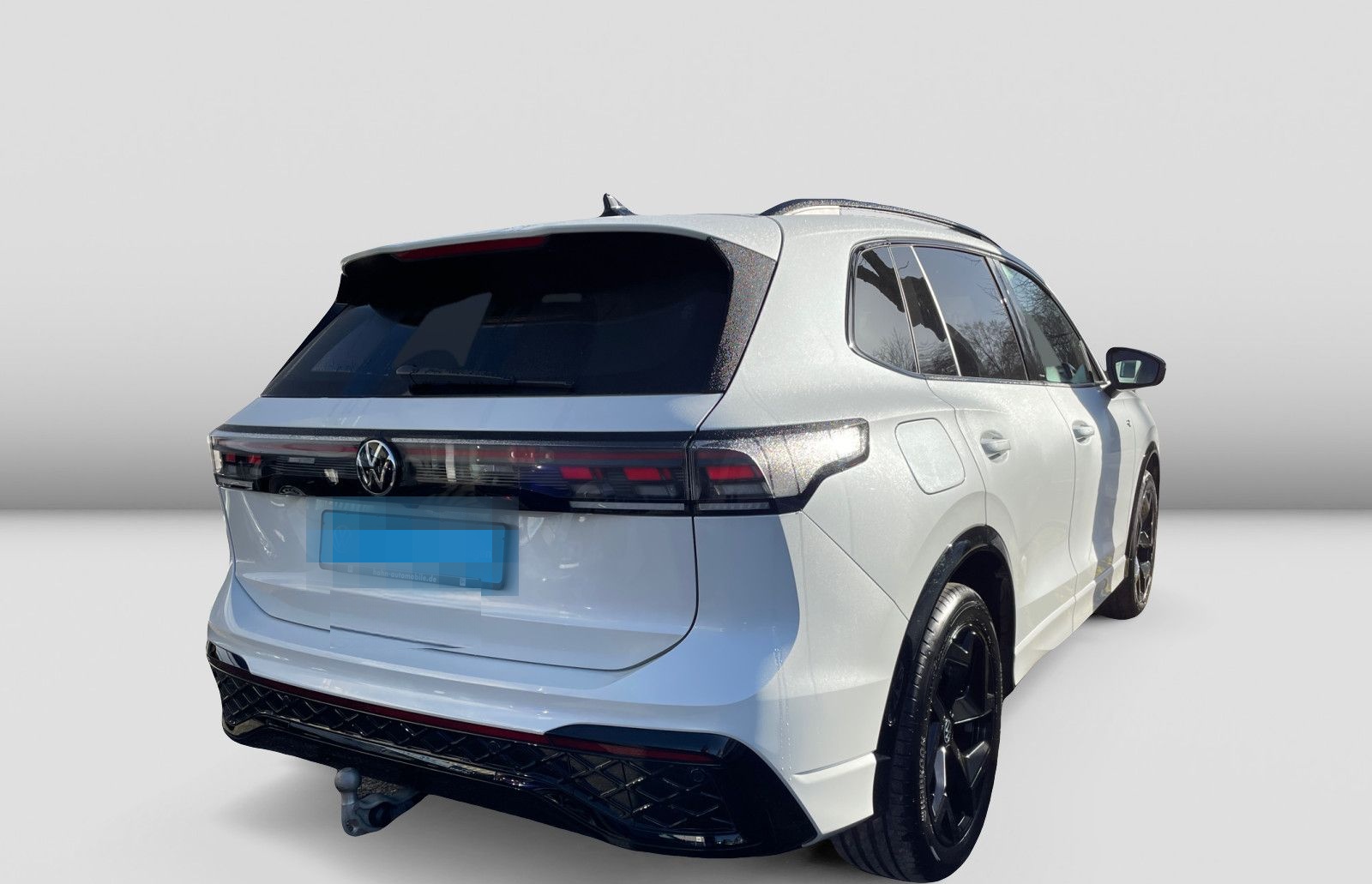 Volkswagen Tiguan 1.5eTSI DSG R-Line Black Style 360° AHK foto 4