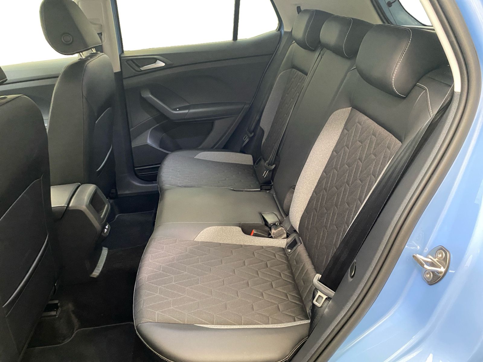 Volkswagen T-Cross 1.0TSI Goal LED APP ACC AHK Sitzhzg PDC foto 13