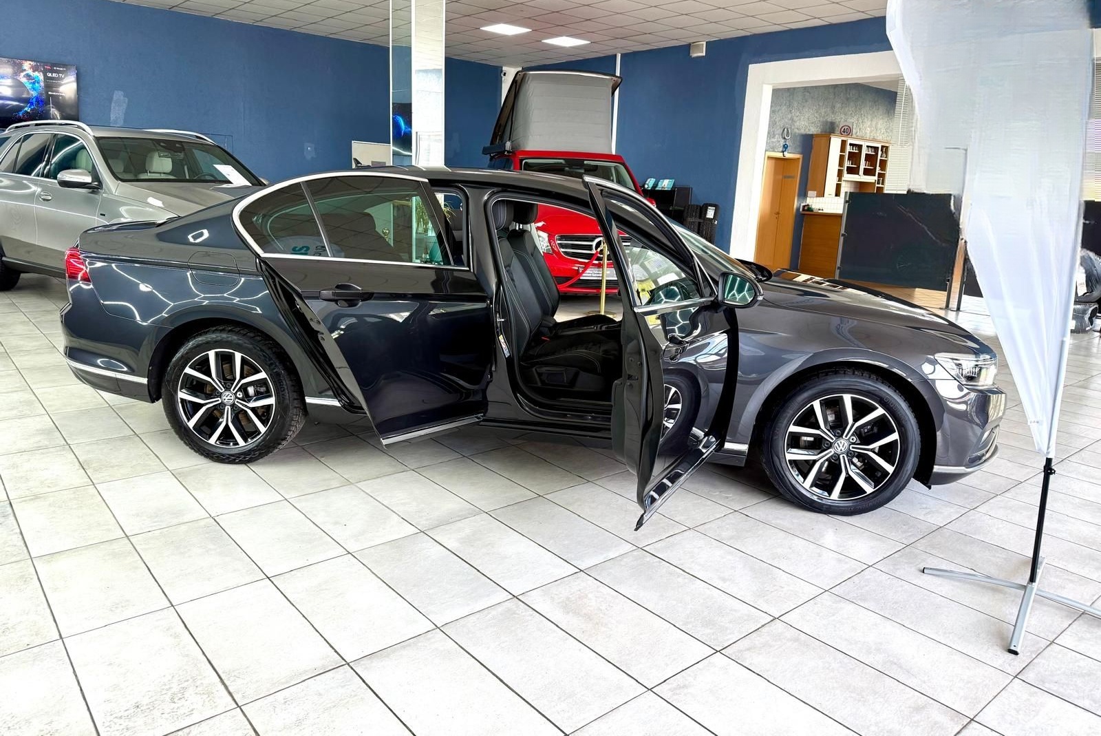 Volkswagen Passat 1.6 TDI SCR DSG Business foto 12