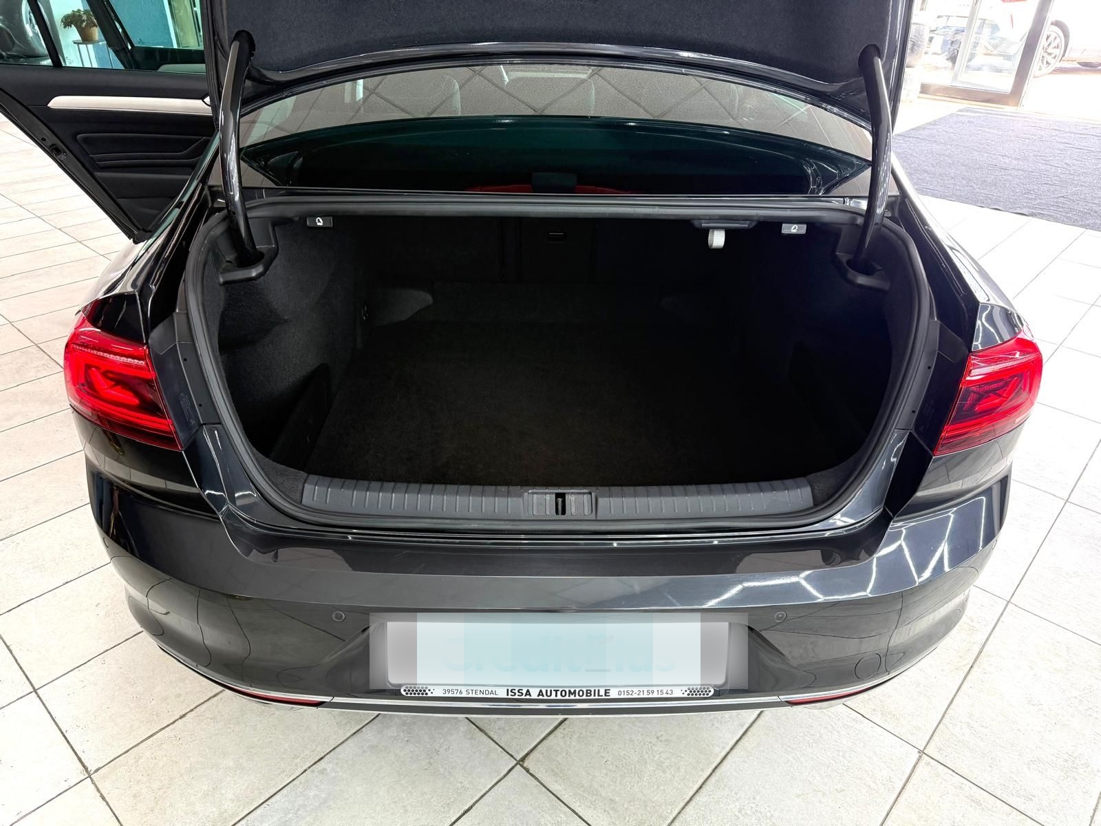 Volkswagen Passat 1.6 TDI SCR DSG Business foto 10