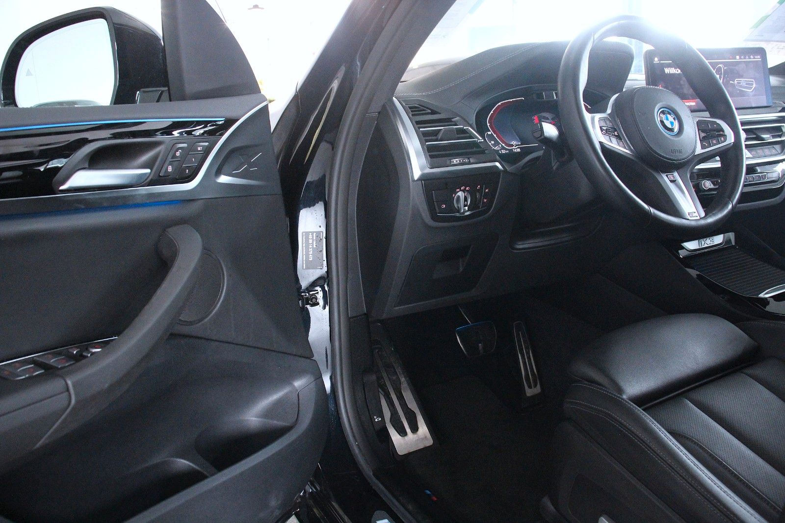 BMW iX3 M Sport (G08) *A-LED*KAMERA*LHZ*AHK*ACC foto 14
